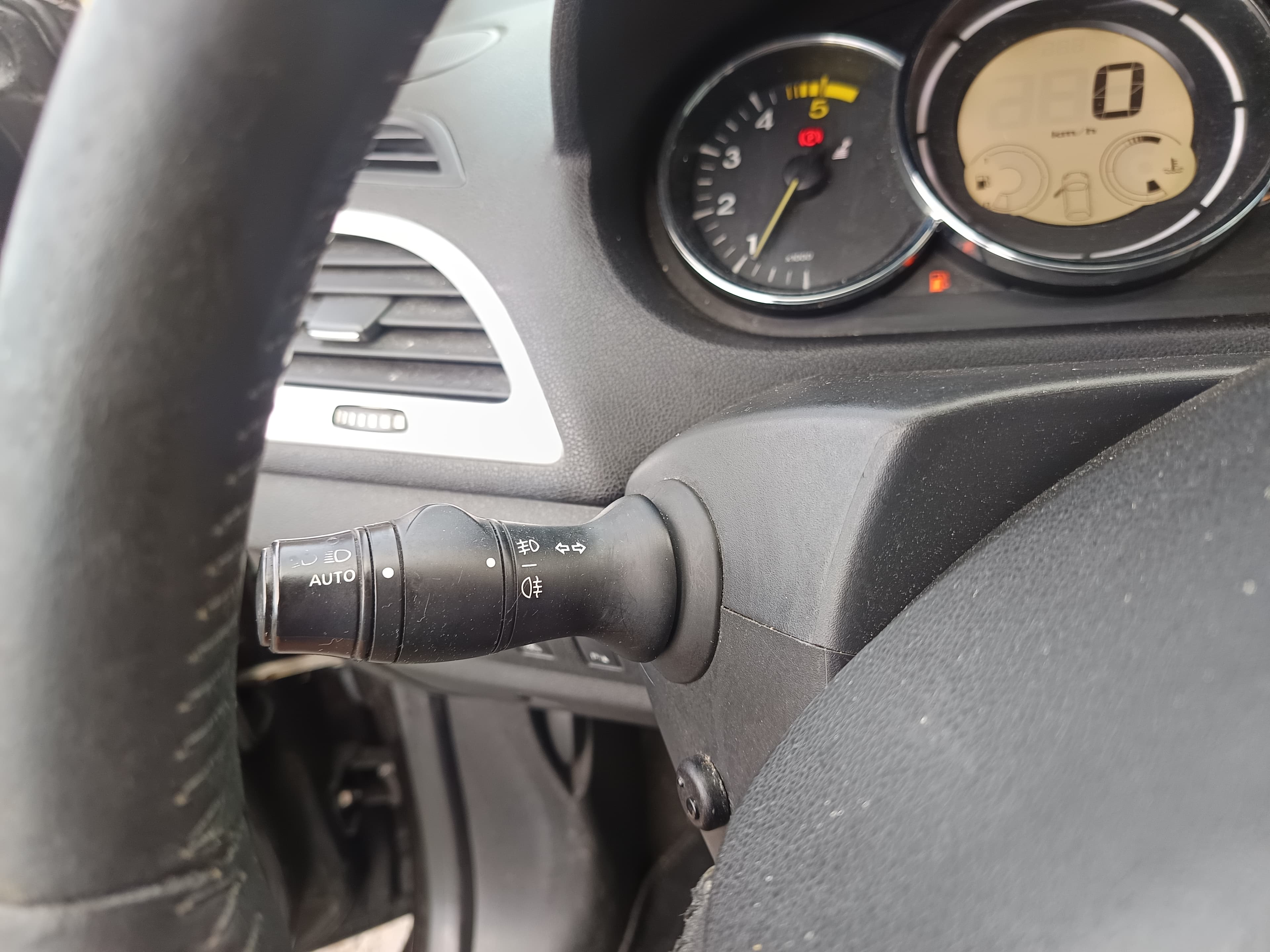 Renault Mégane · Ano 2009 — image 40