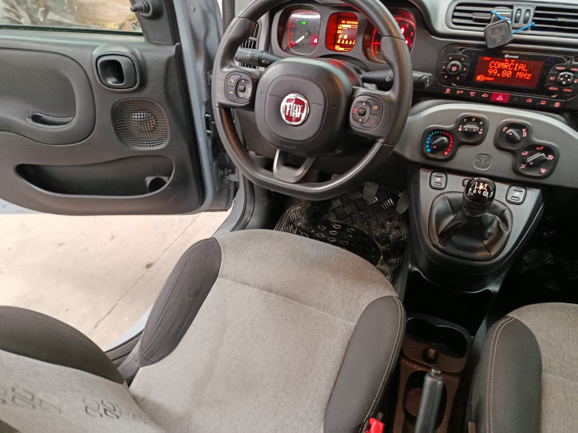Fiat Panda · Ano 2019 — imagem 16