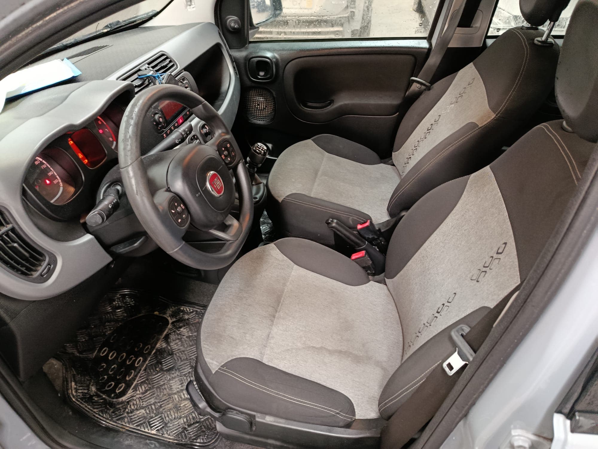 Fiat Panda · Ano 2019 — imagem 14