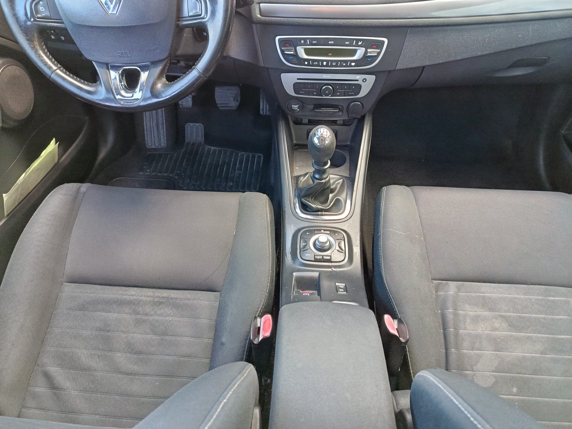 Renault Mégane · Ano 2014 — imagen 21