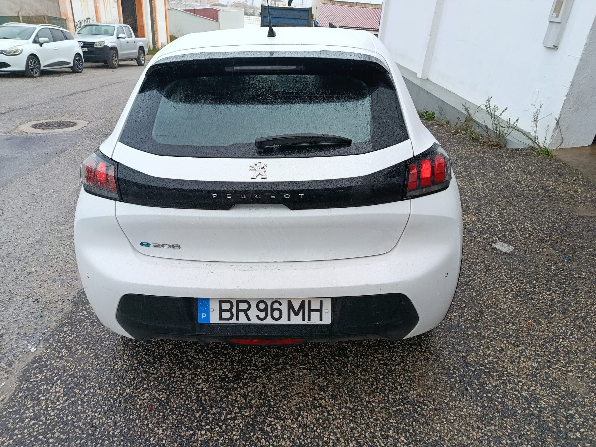 Peugeot e-208 · Ano 2022 — imagen 7