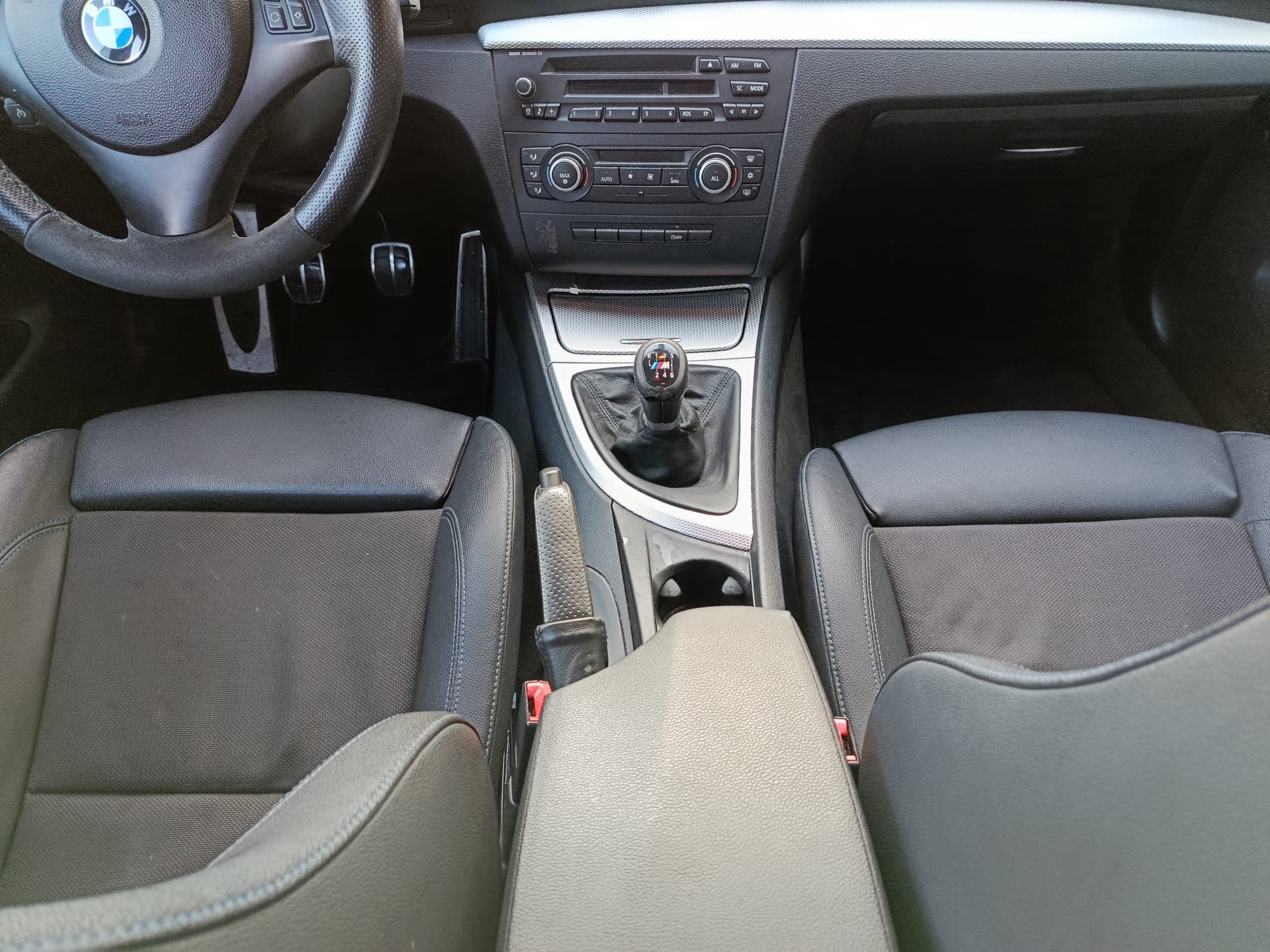 BMW 118d · Ano 2010 — imagen 20