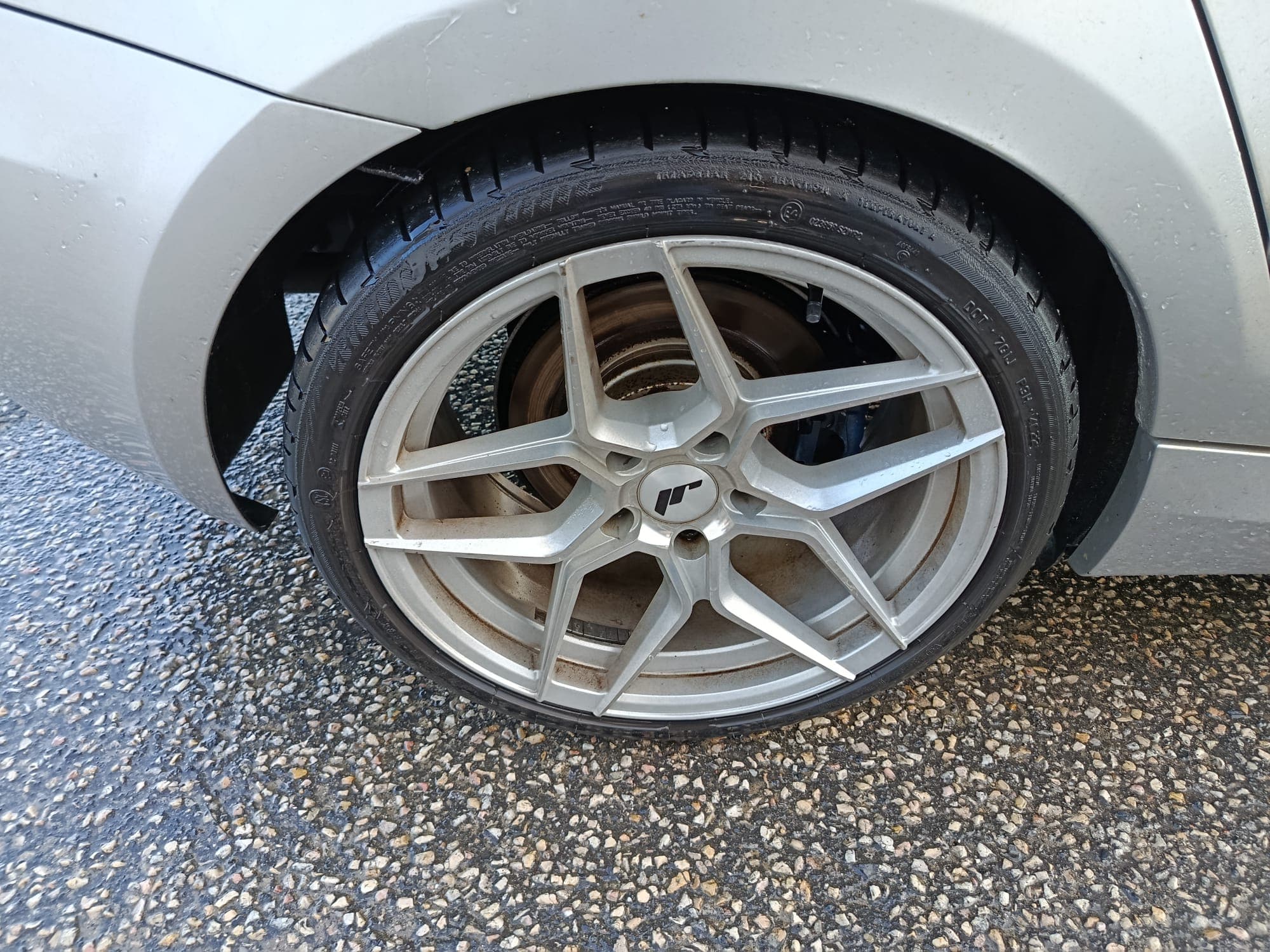 BMW 118d · Ano 2010 — imagen 10