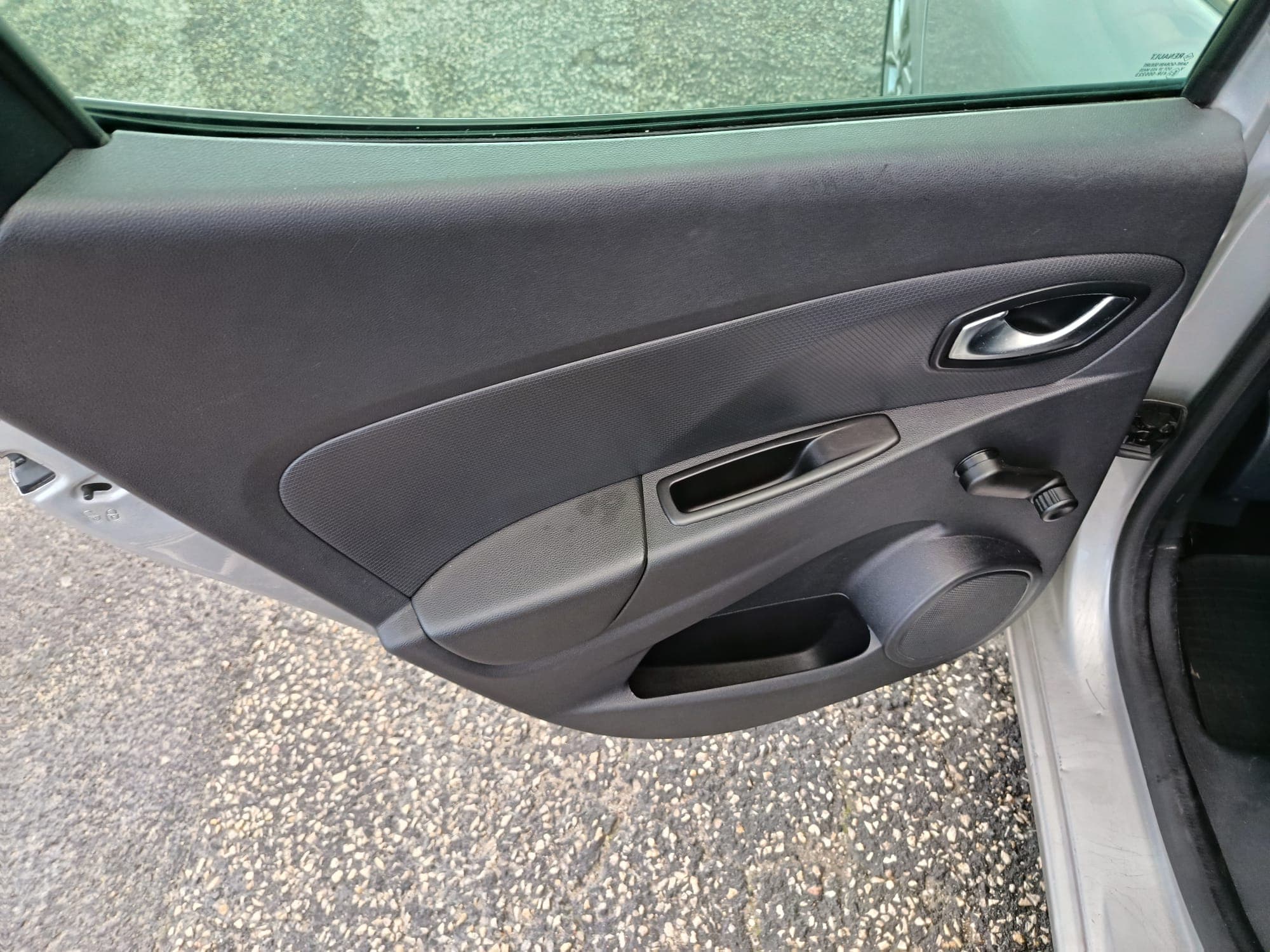 Renault Clio · Ano 2019 — imagem 17