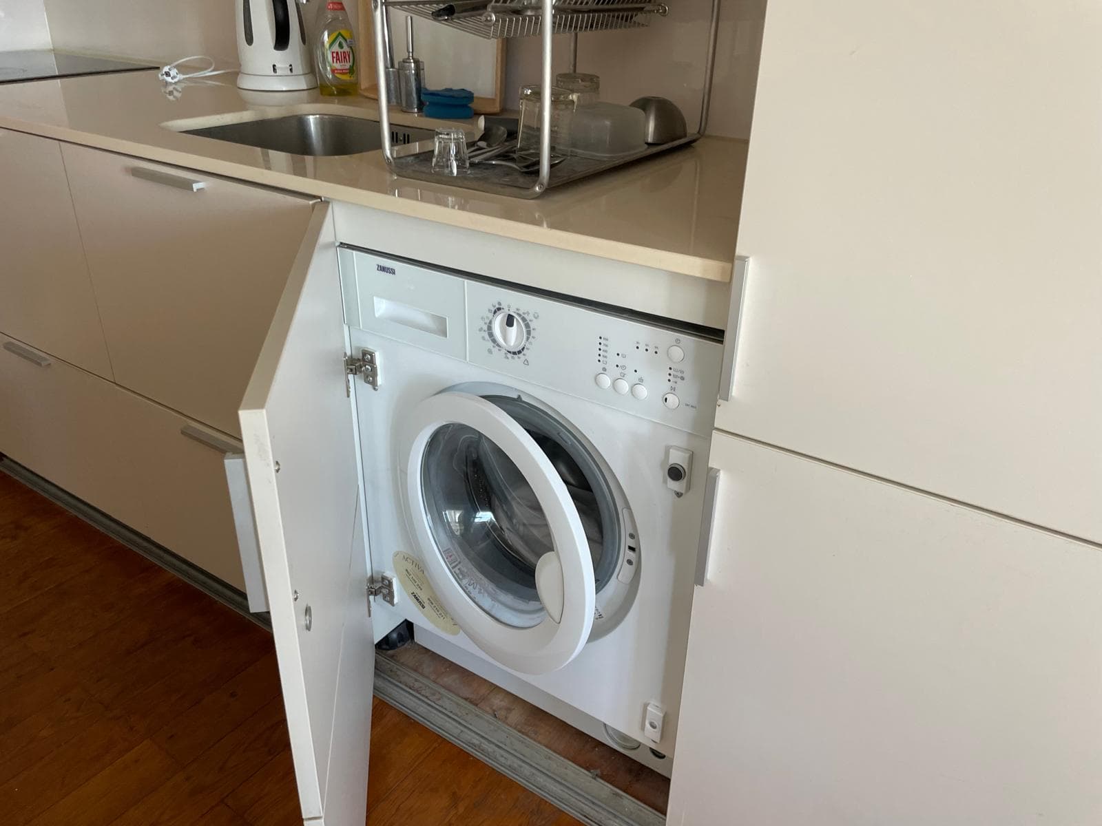 Apartamento T0 · Ajuda, Lisboa — imagen 8