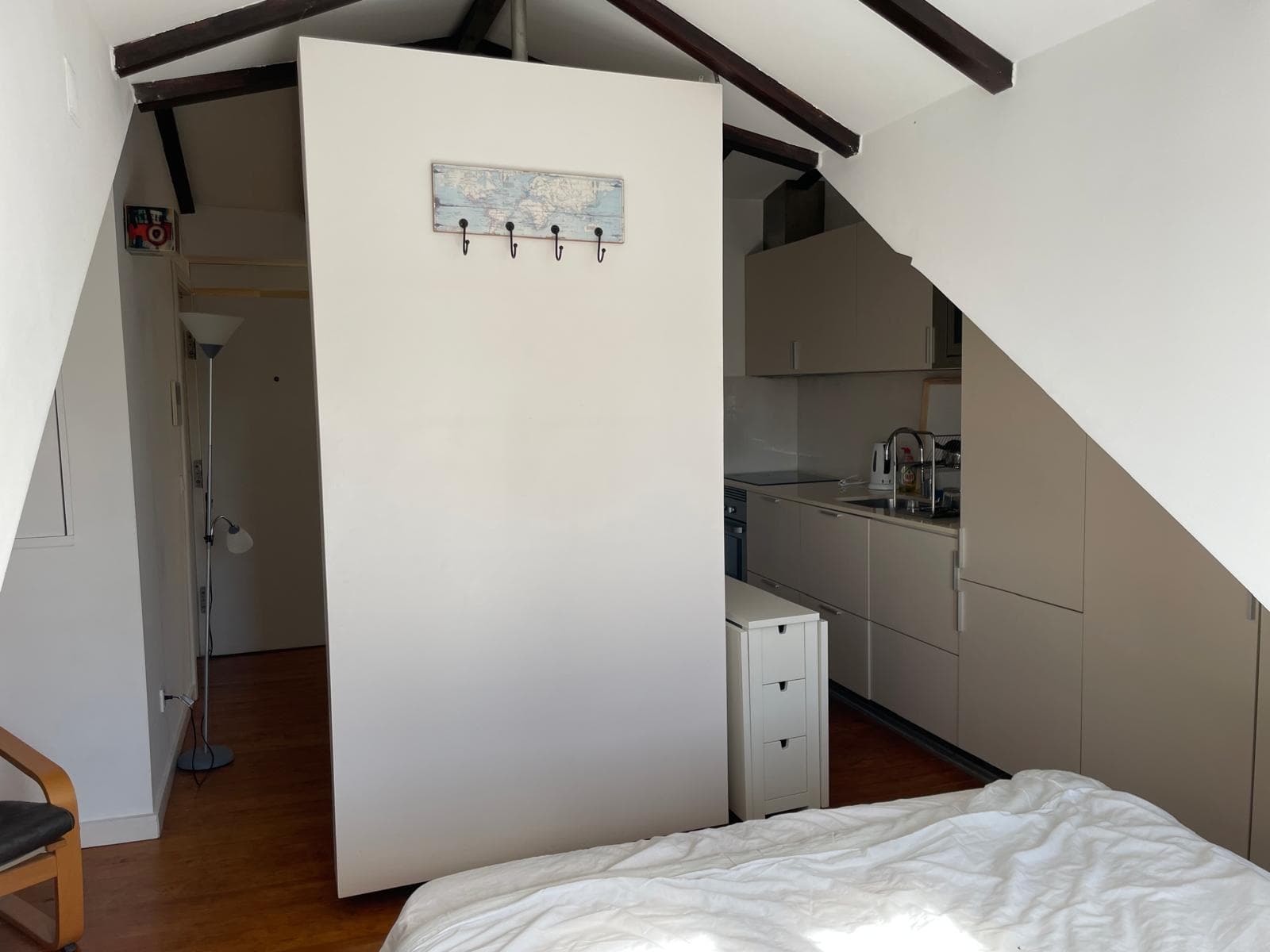 Apartamento T0 · Ajuda, Lisboa — imagen 13