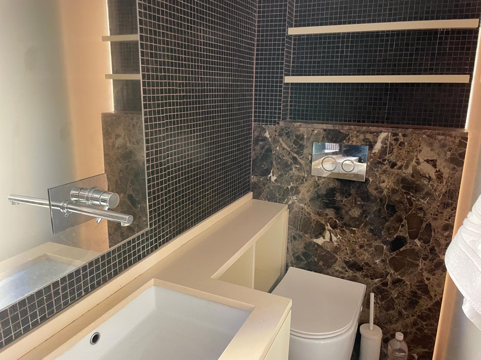 Apartamento T0 · Ajuda, Lisboa — imagen 21
