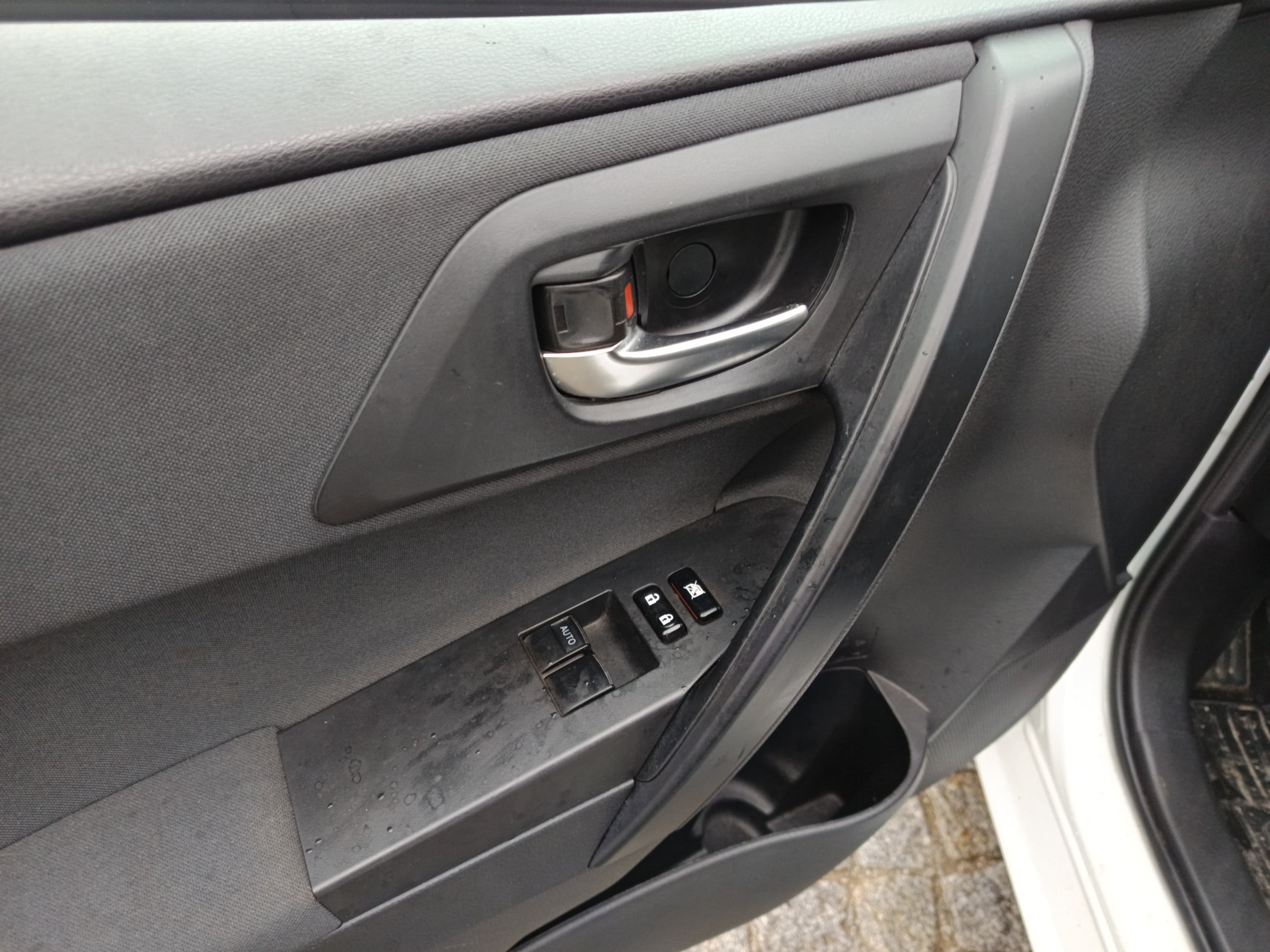 Toyota Auris · Ano 2016 — imagen 24