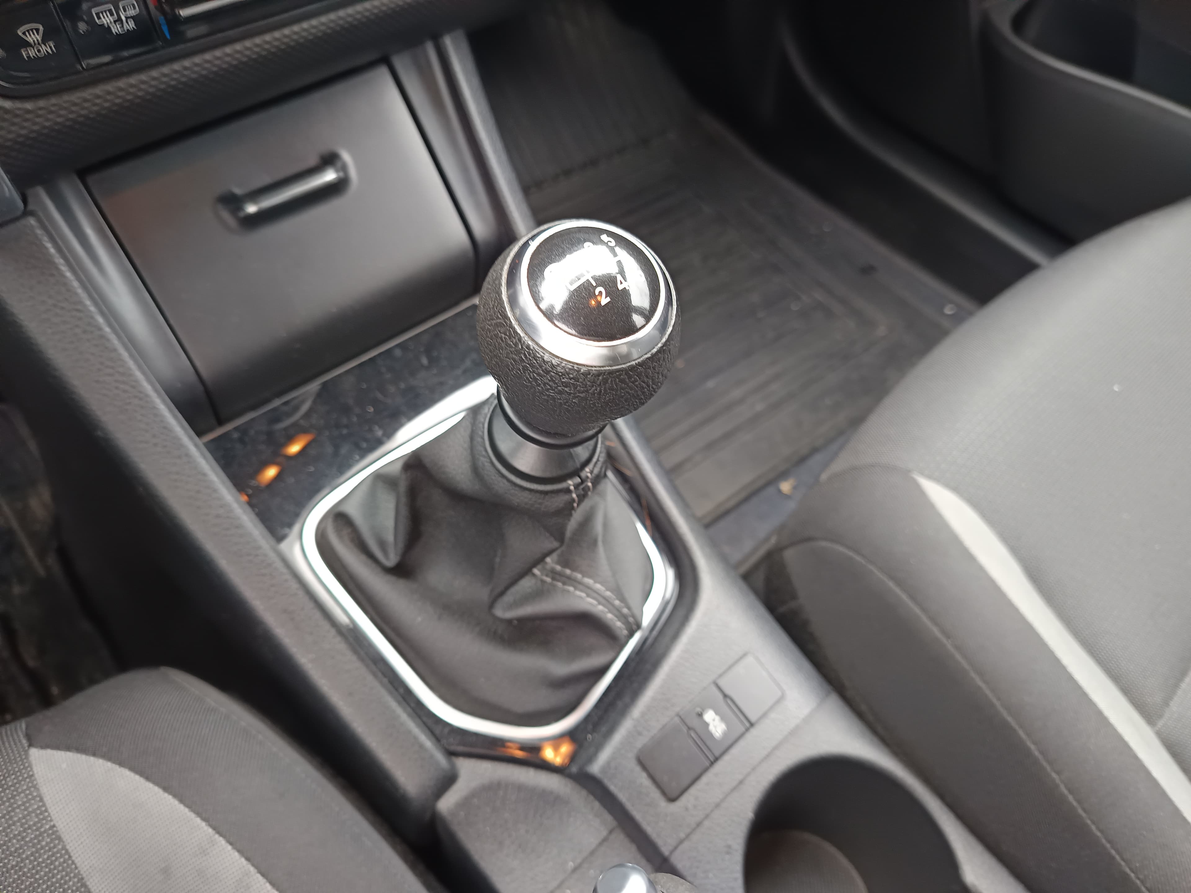 Toyota Auris · Ano 2016 — imagen 31