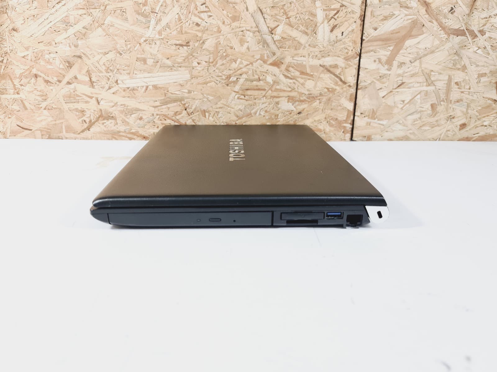Portátil Toshiba — imagen 4