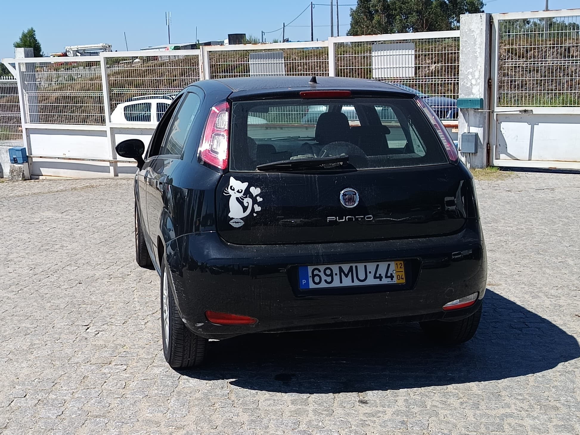Fiat Punto · Ano 2012 — imagen 6