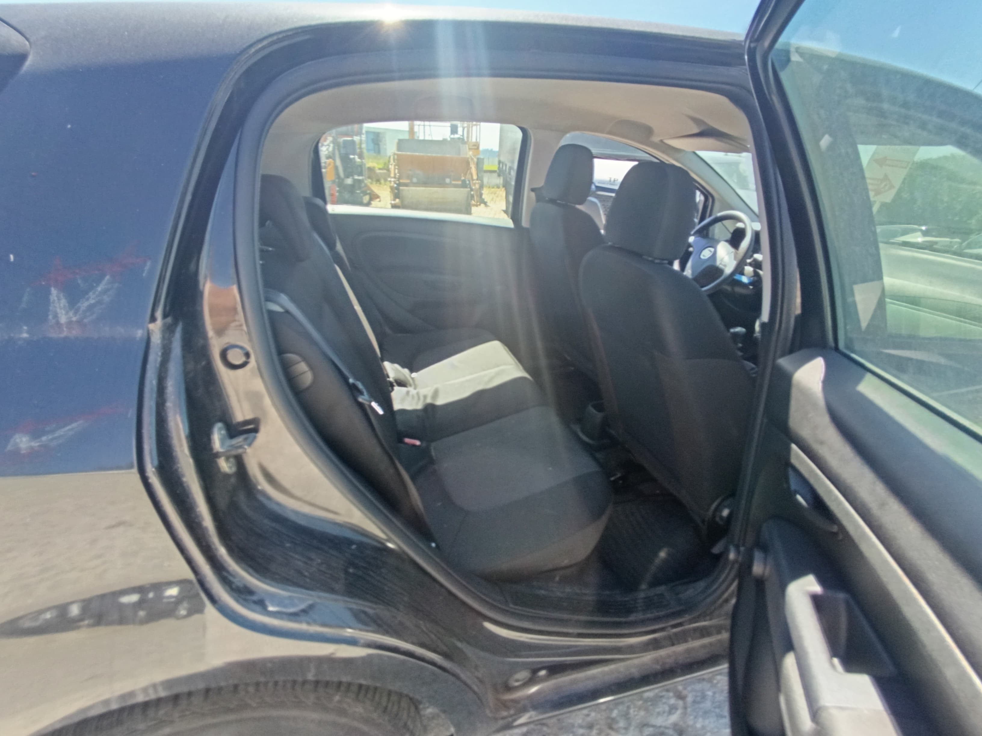 Fiat Punto · Ano 2012 — imagen 38
