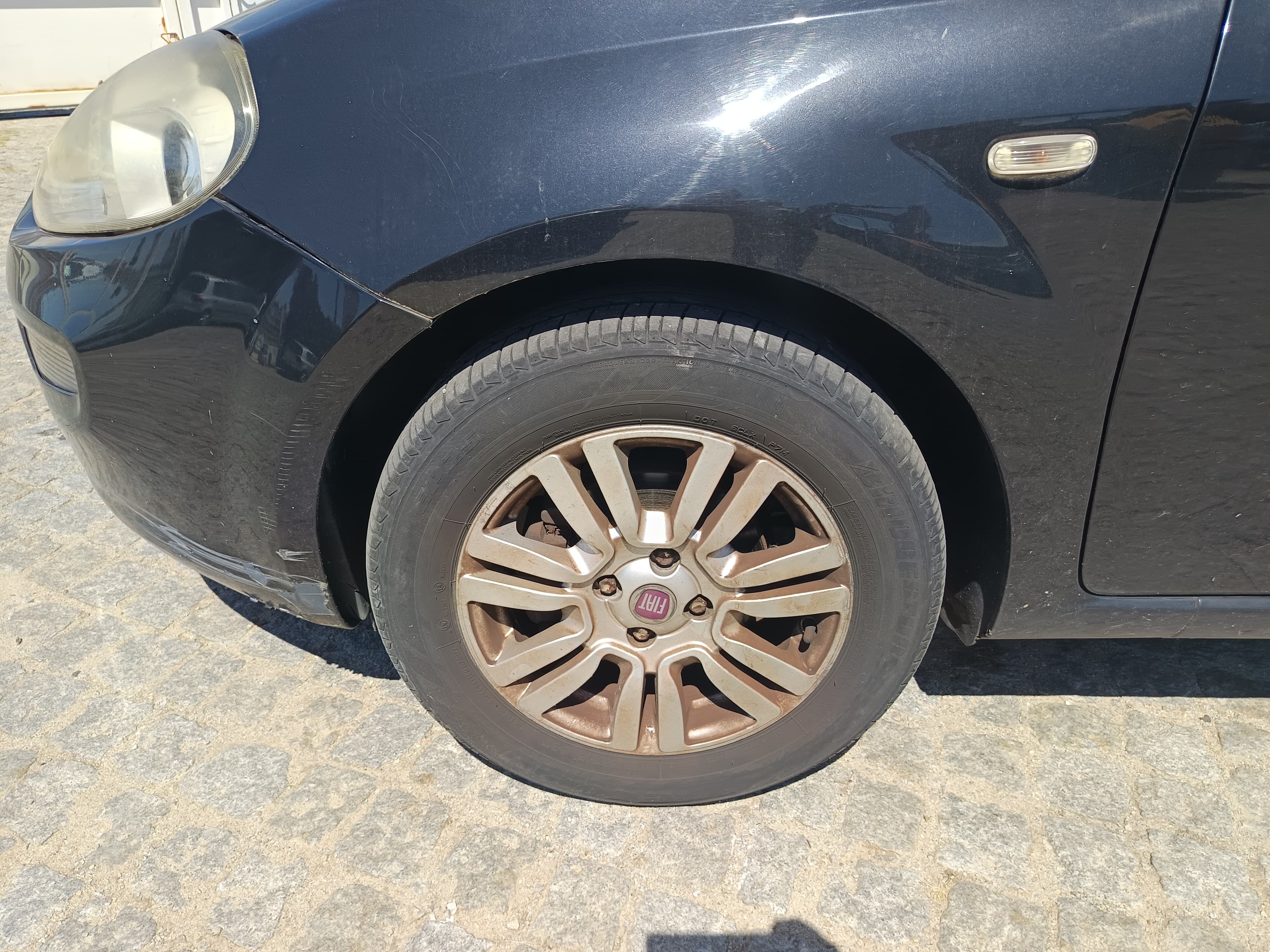 Fiat Punto · Ano 2012 — imagen 11