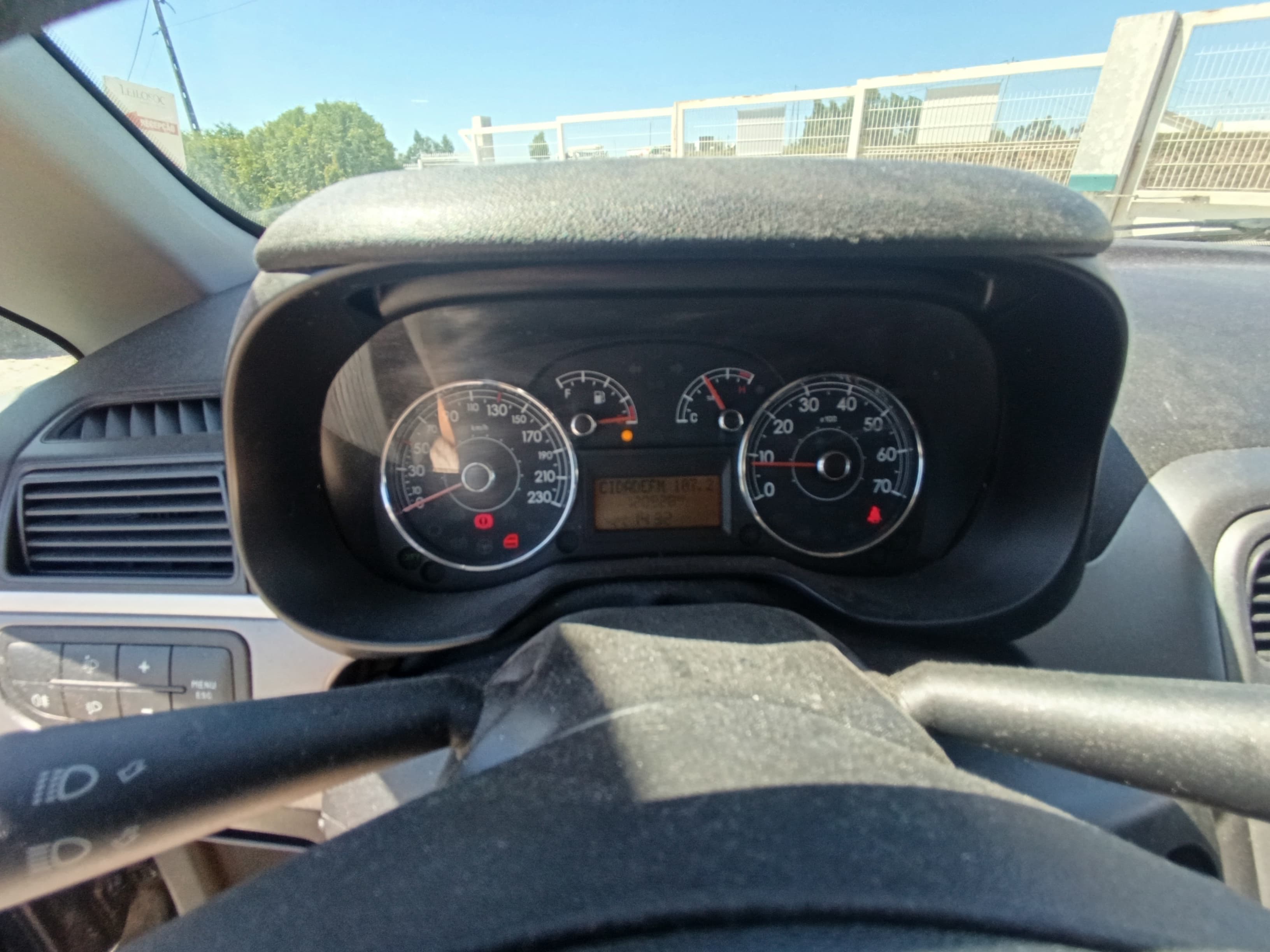 Fiat Punto · Ano 2012 — imagen 29