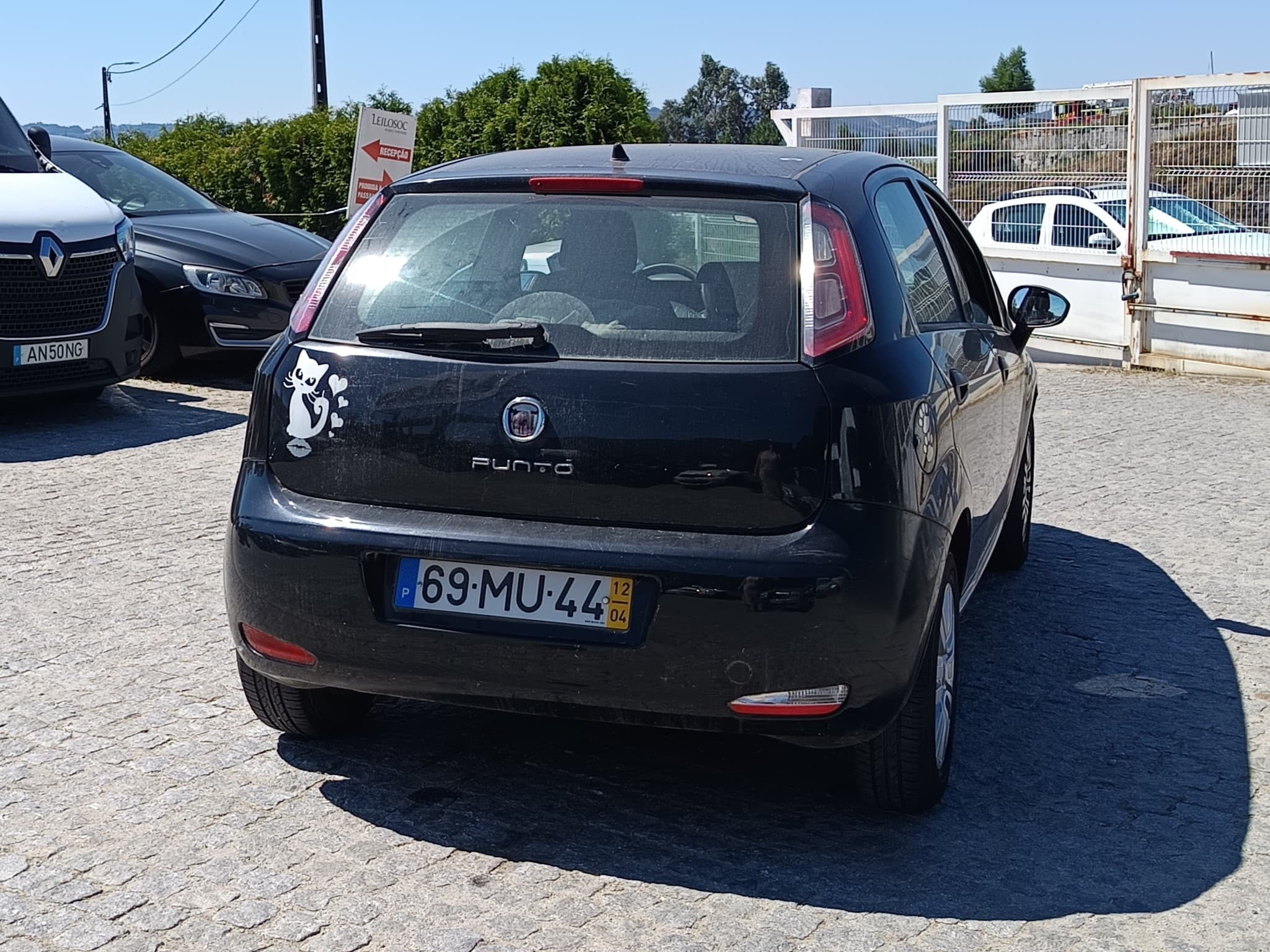 Fiat Punto · Ano 2012 — imagen 4