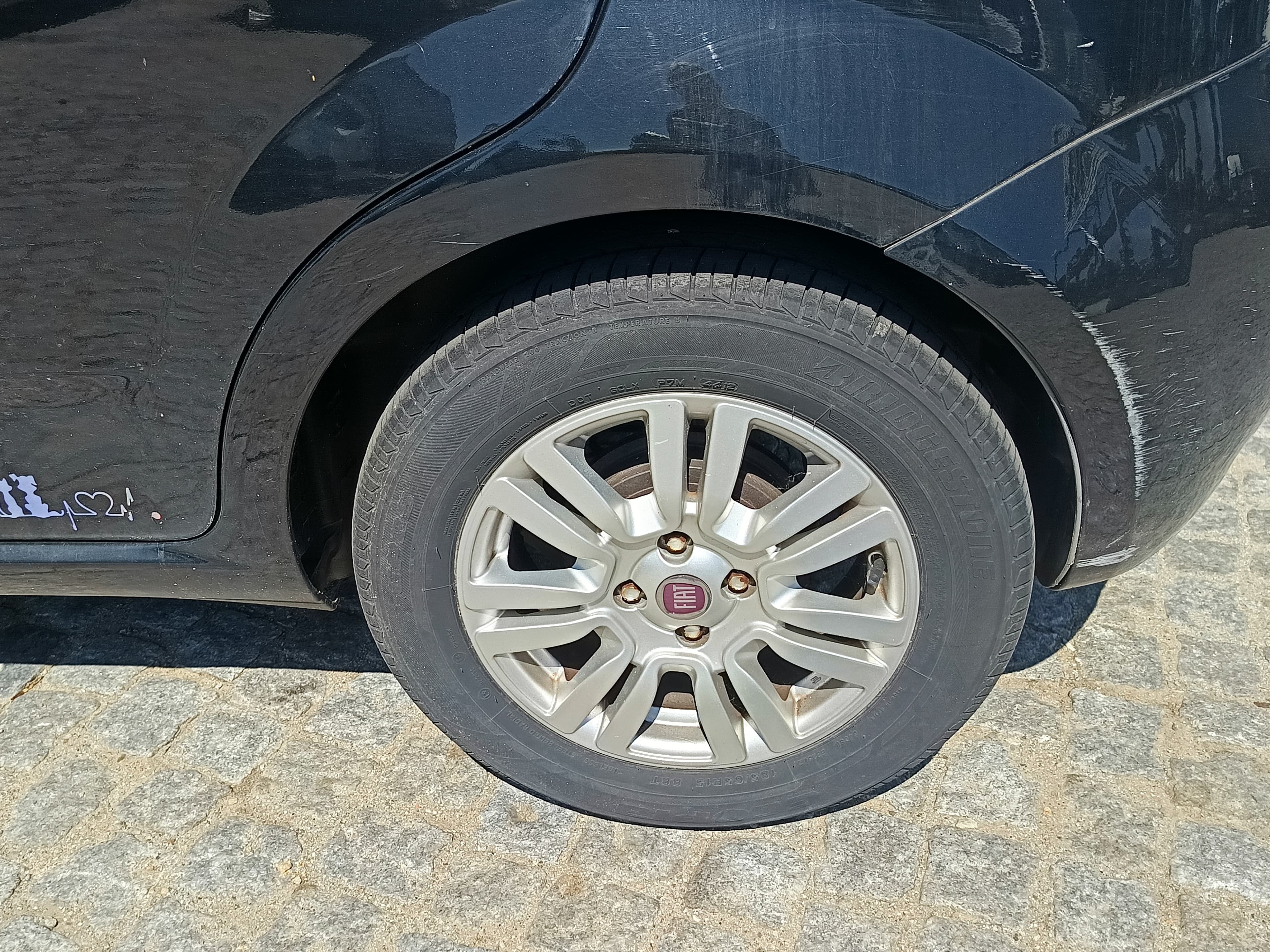 Fiat Punto · Ano 2012 — imagen 12