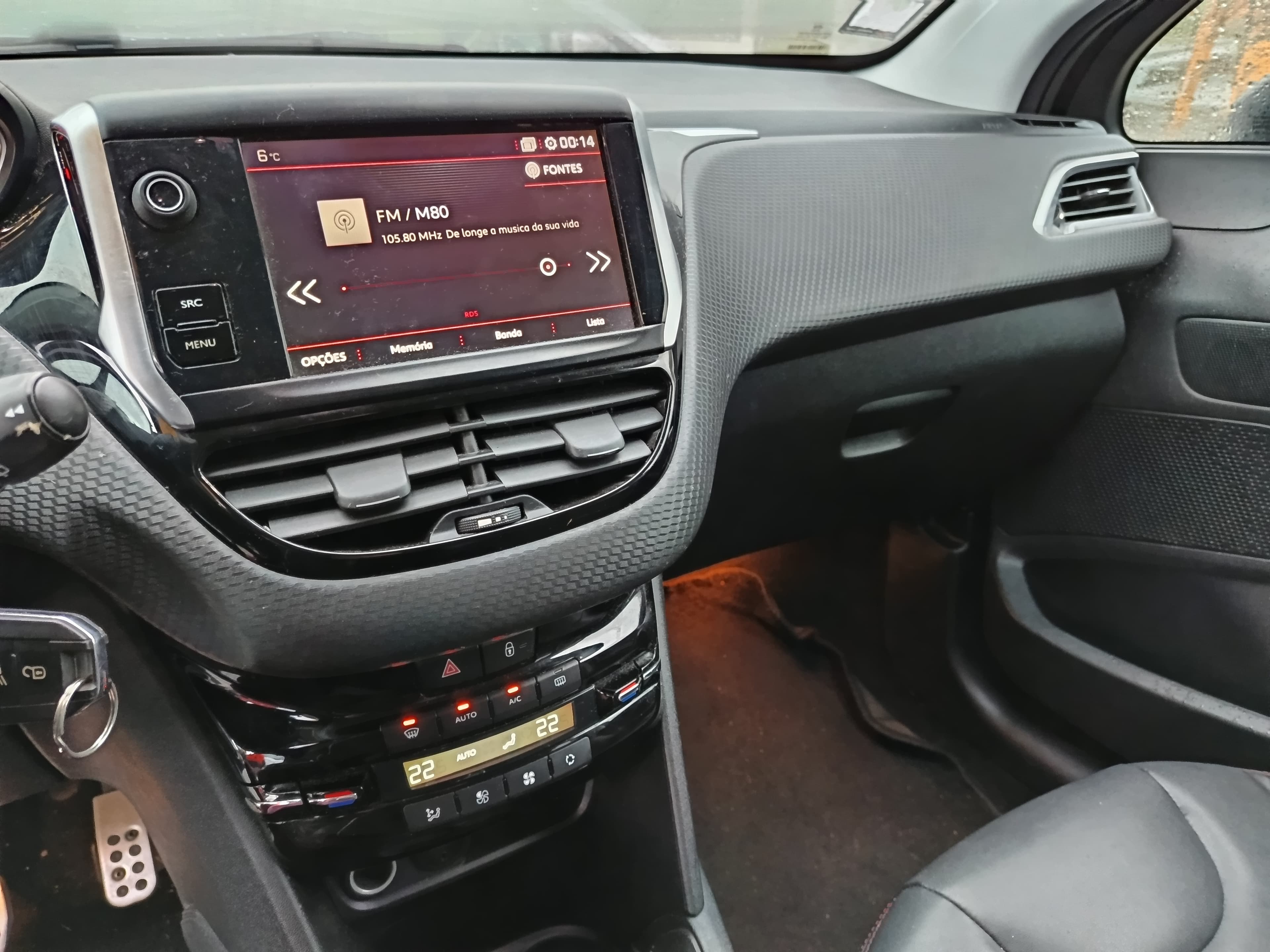 Peugeot 208 · Ano 2017 — imagem 35
