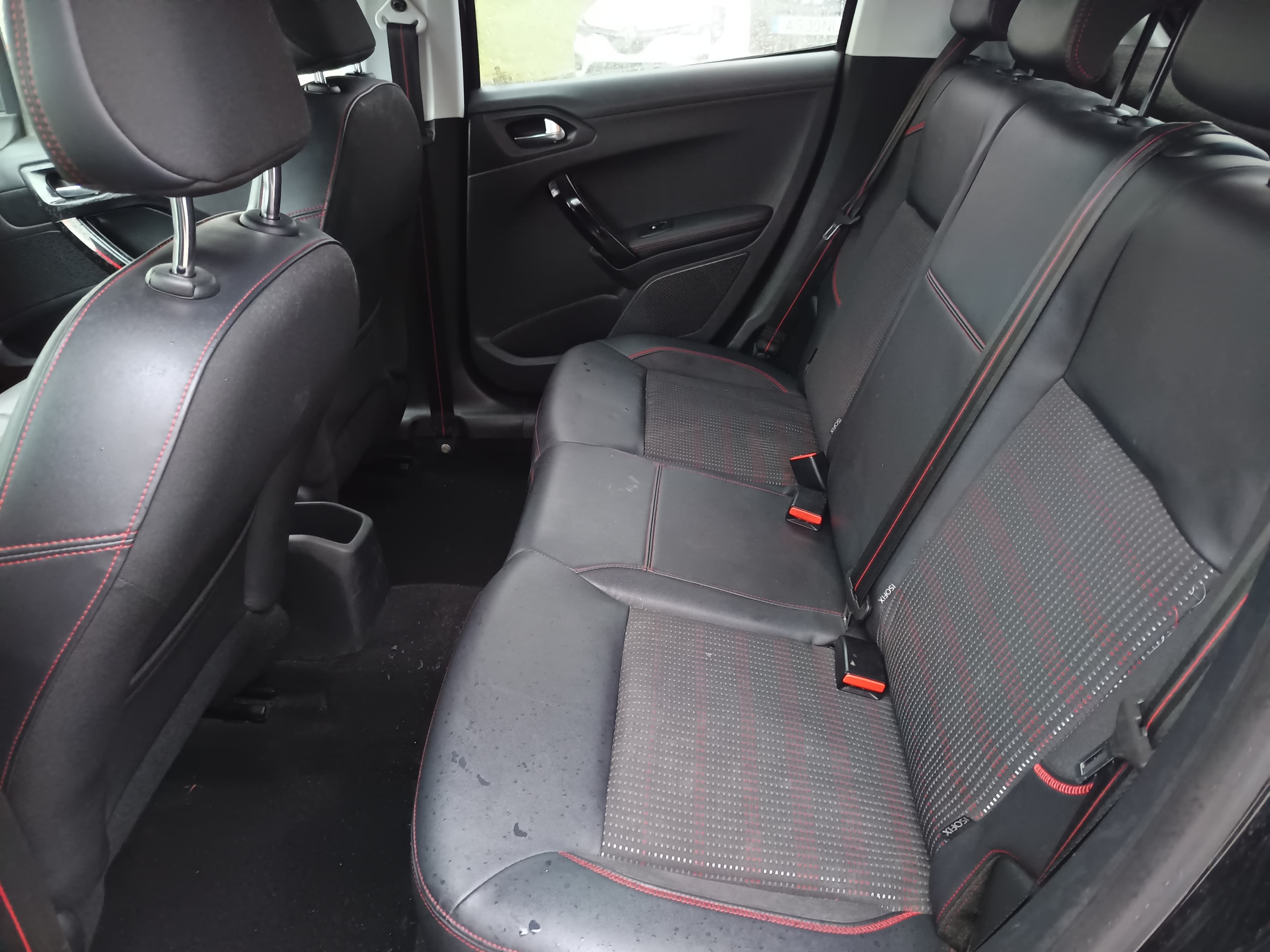 Peugeot 208 · Ano 2017 — imagem 29