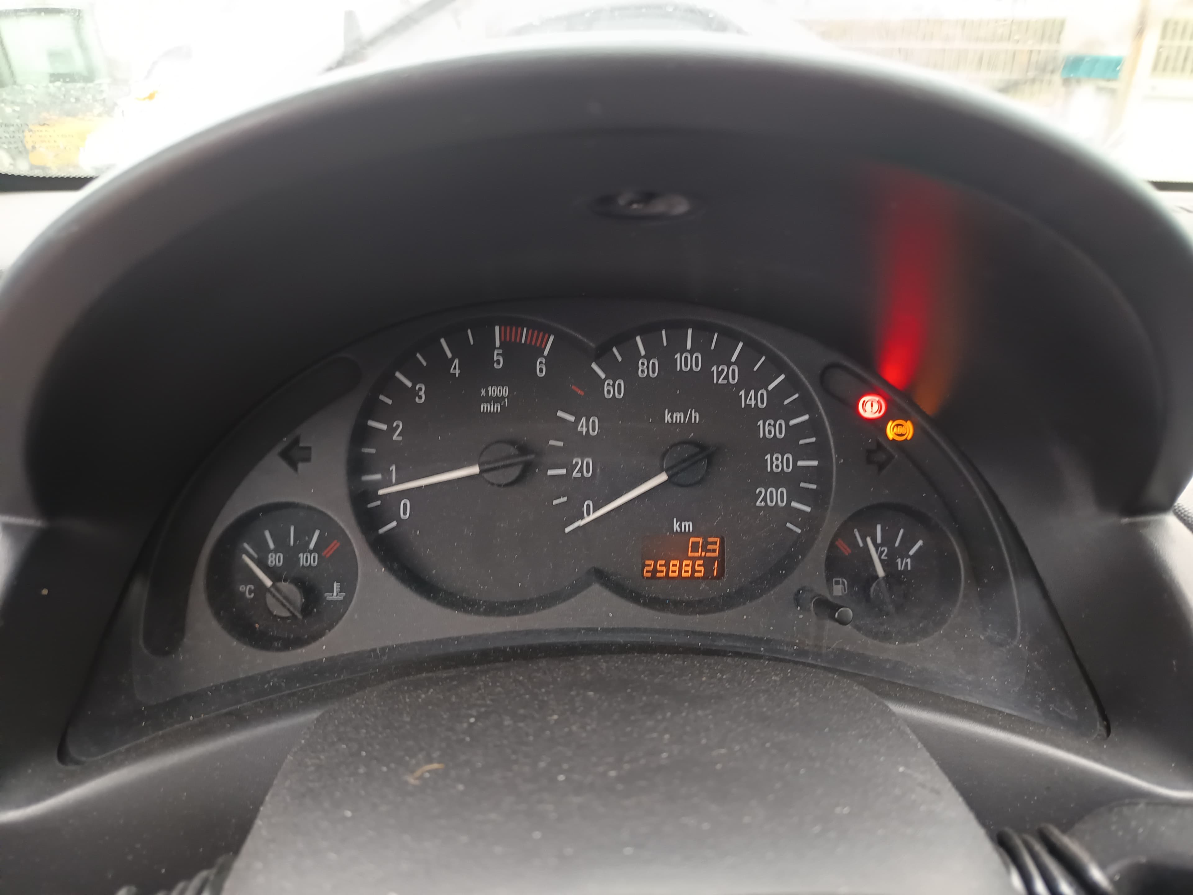 Opel Corsa · Ano 2003 — imagen 27