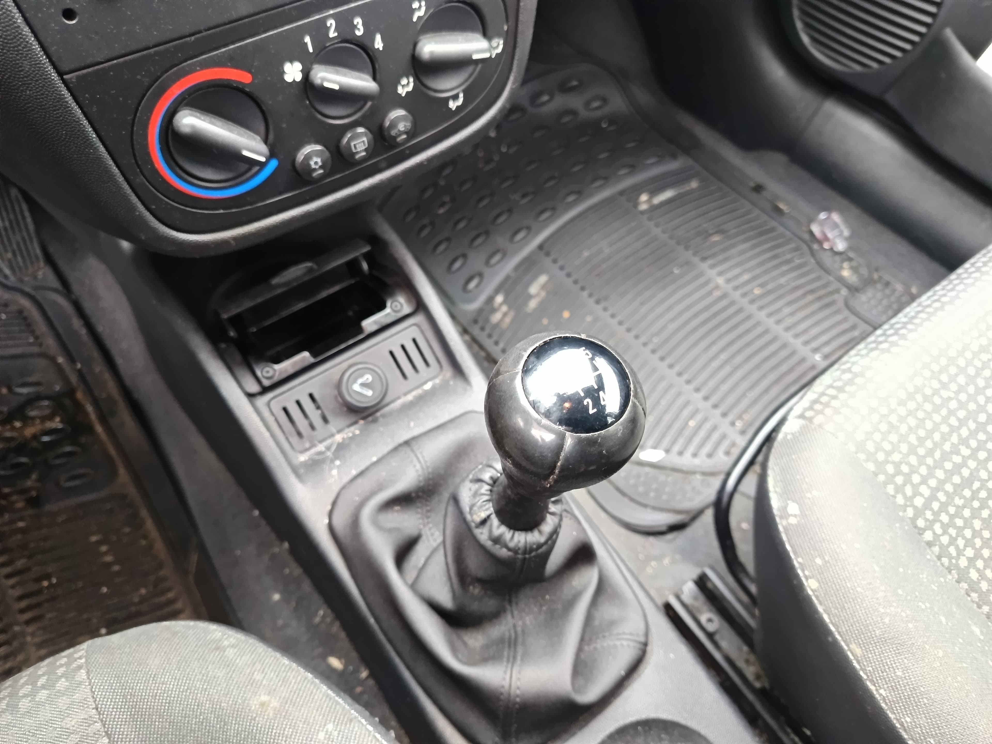 Opel Corsa · Ano 2003 — imagen 26