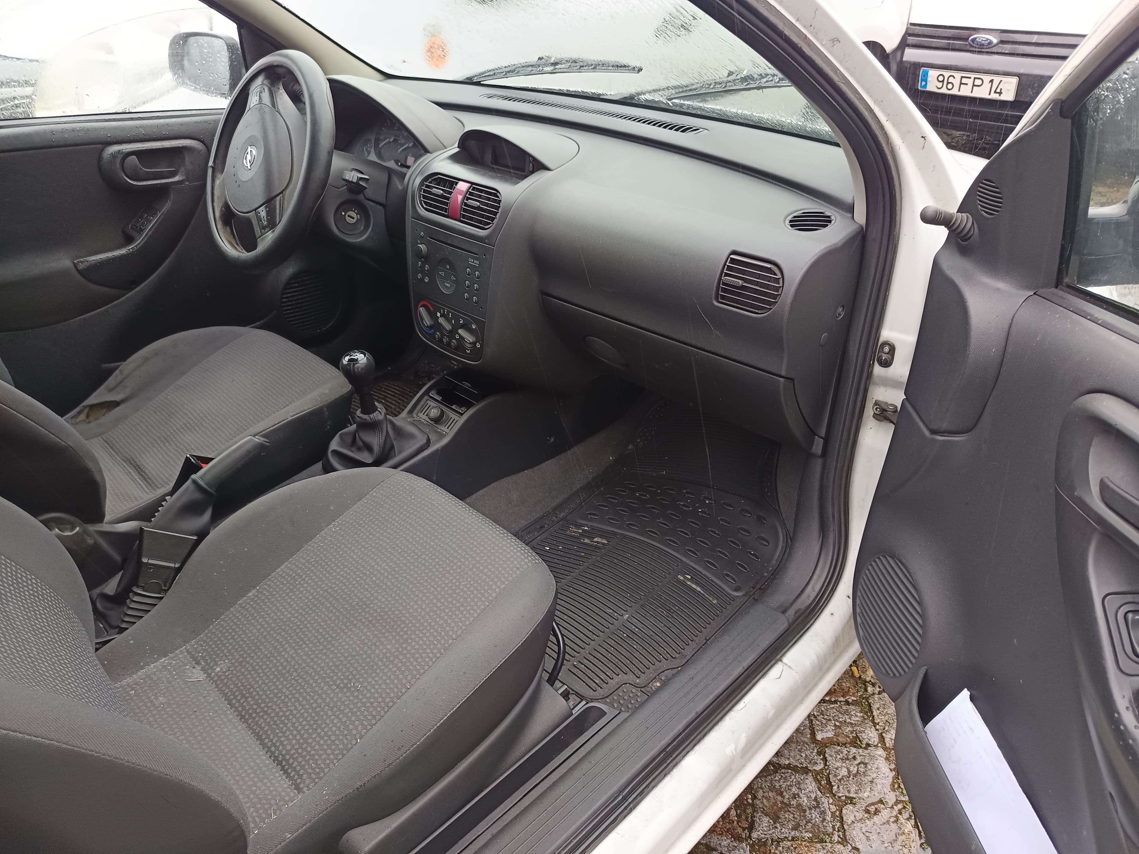 Opel Corsa · Ano 2003 — imagen 32