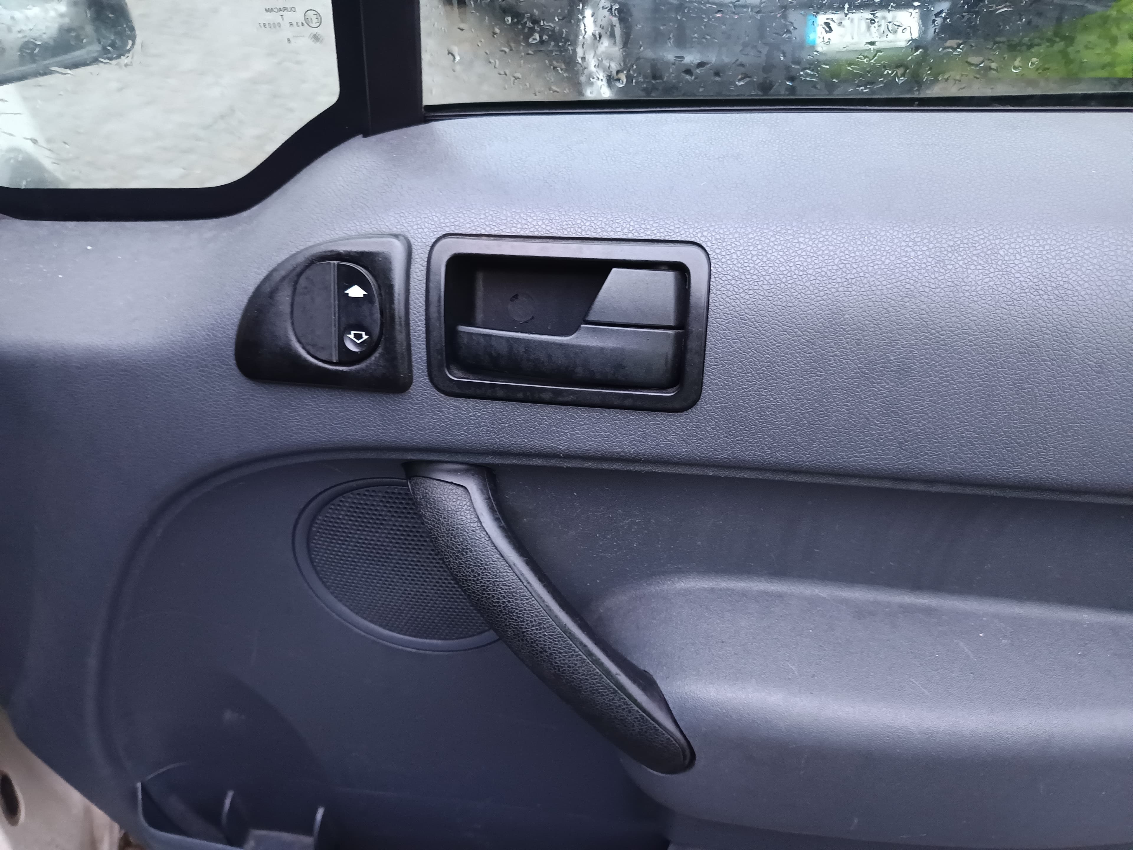 Ford Transit Connect · Ano 2008 — image 21