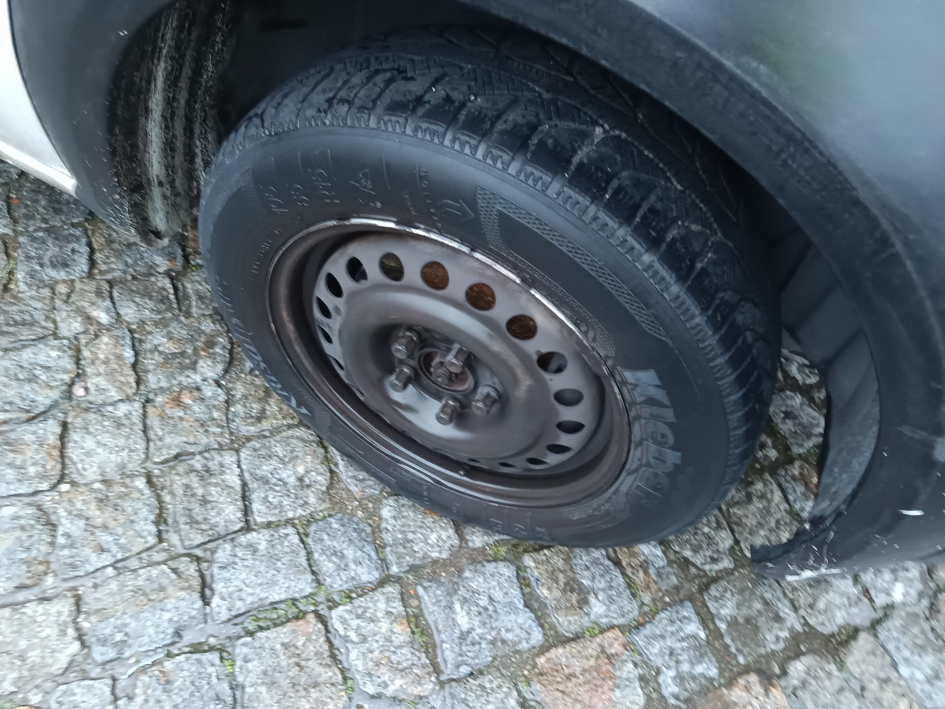 Ford Transit Connect · Ano 2008 — image 10