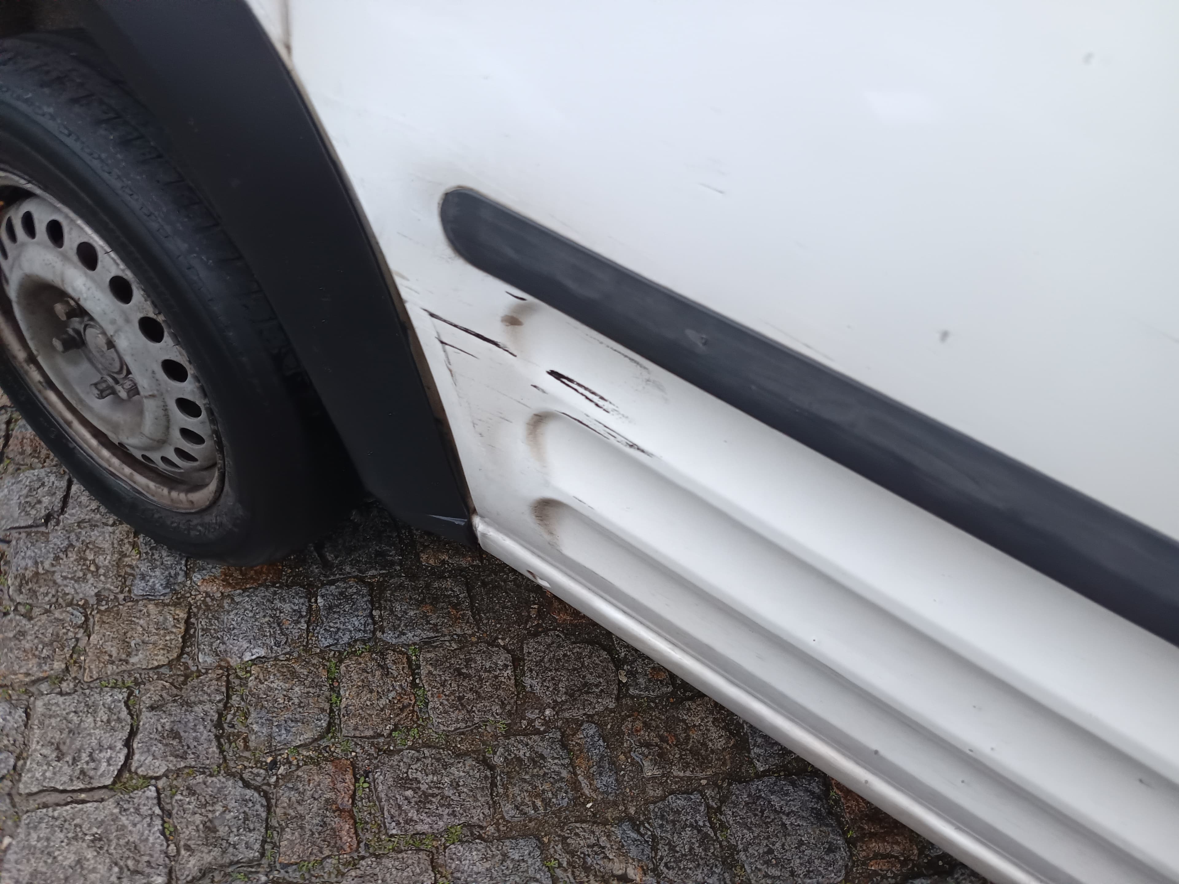 Ford Transit Connect · Ano 2008 — image 7