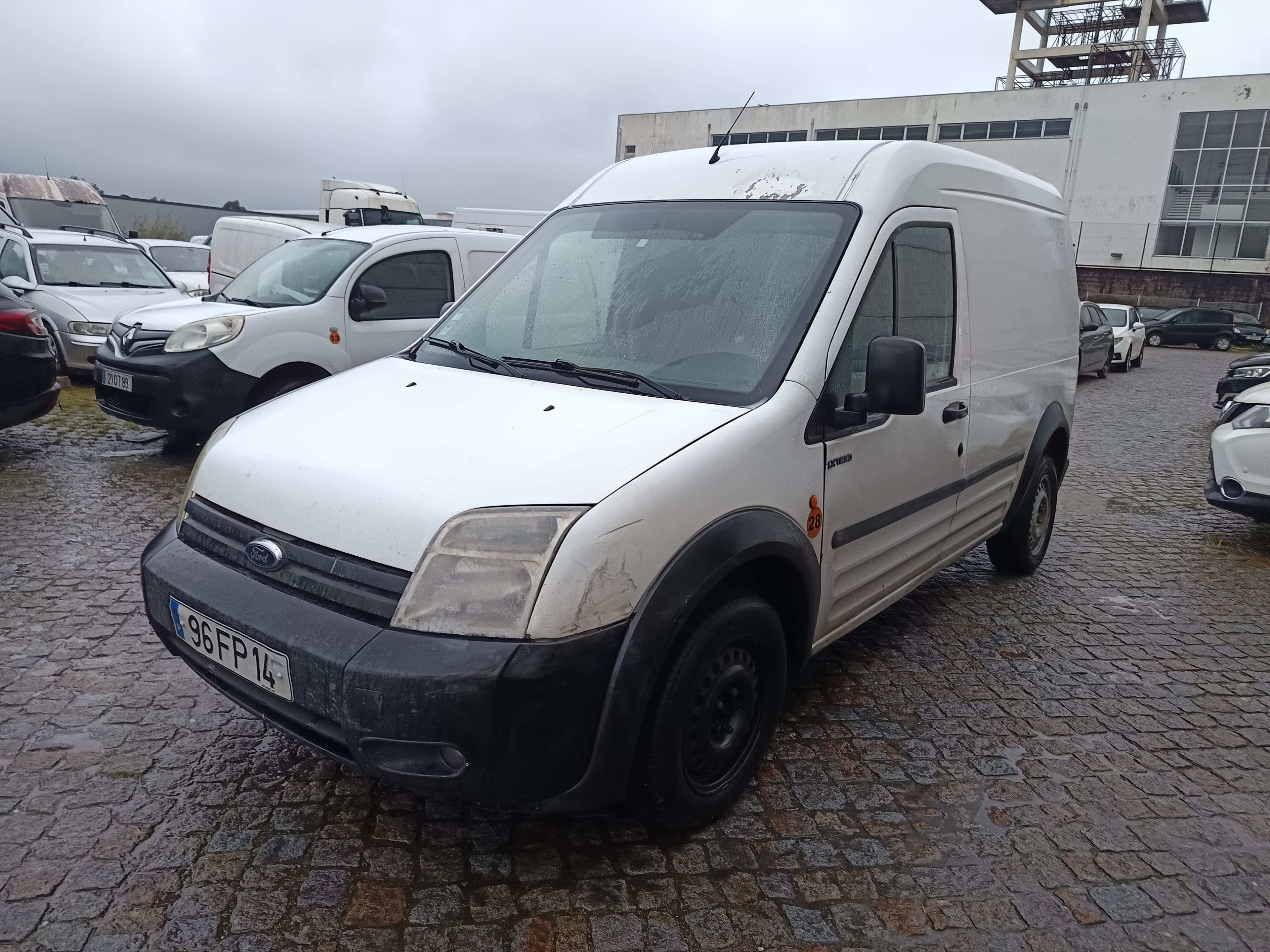 Ford Transit Connect · Ano 2008 — image 3