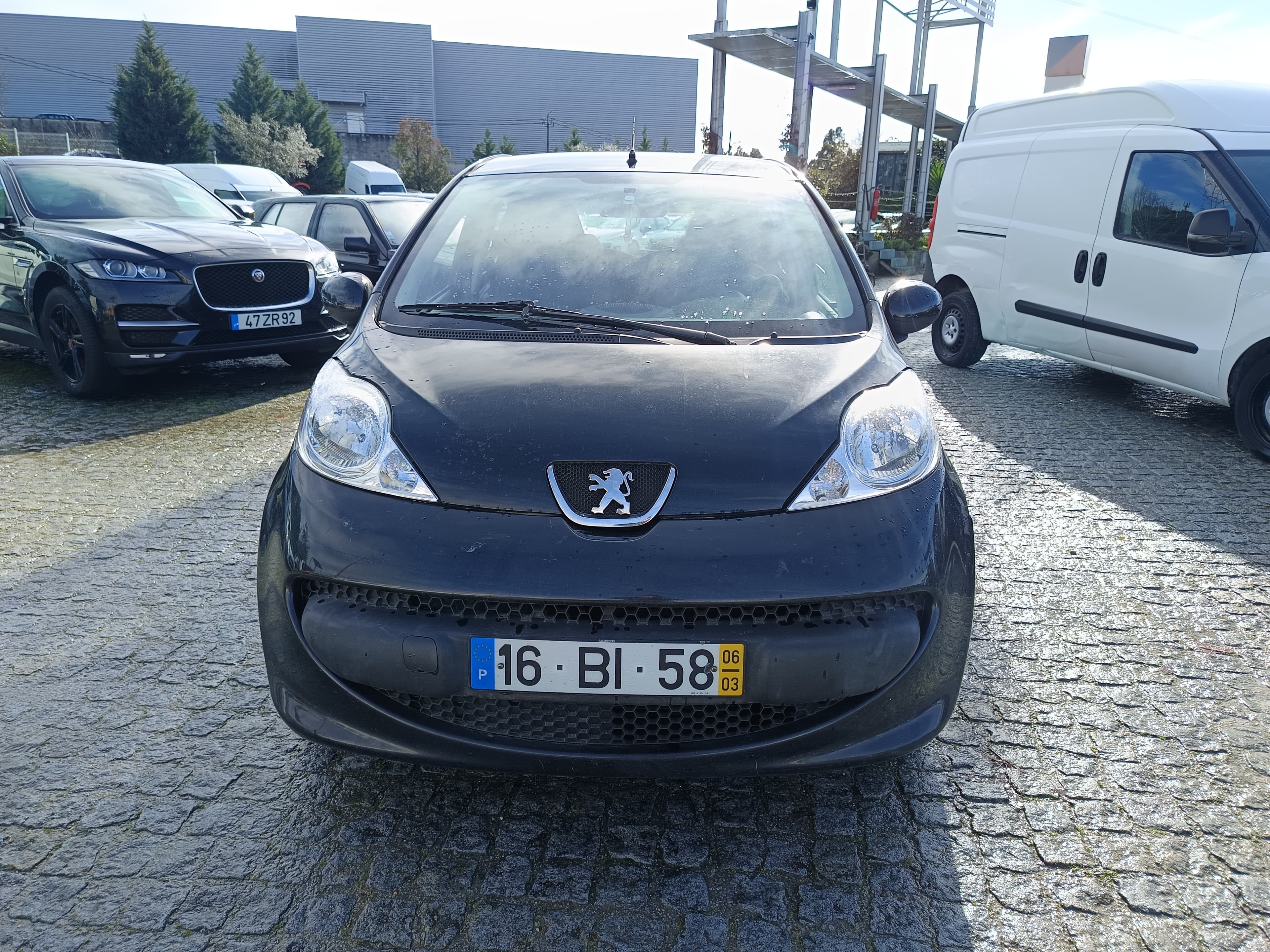 Peugeot 107 · Ano 2006 — image 2