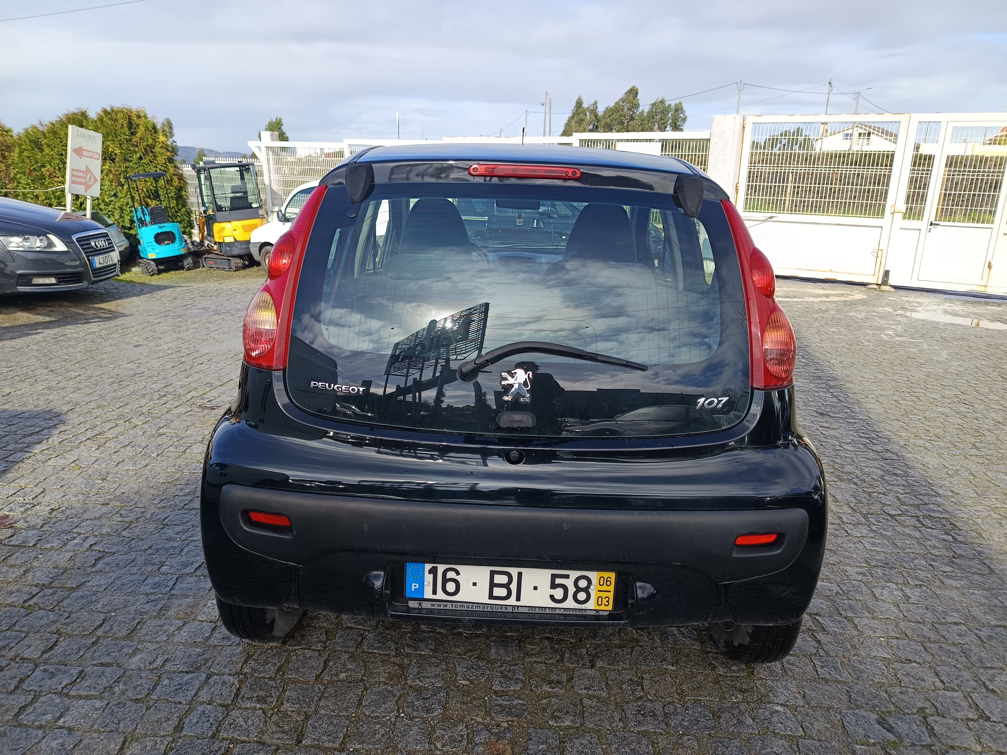 Peugeot 107 · Ano 2006 — image 6
