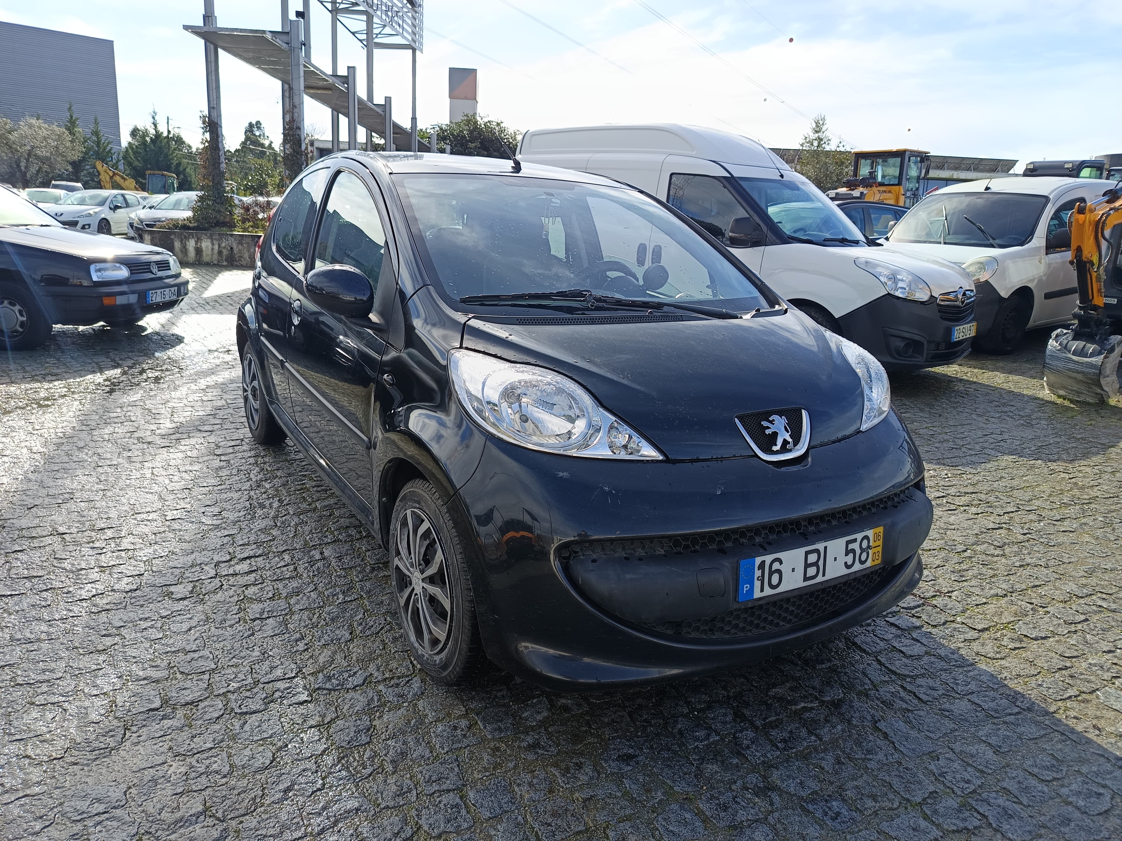 Peugeot 107 · Ano 2006 — image 3