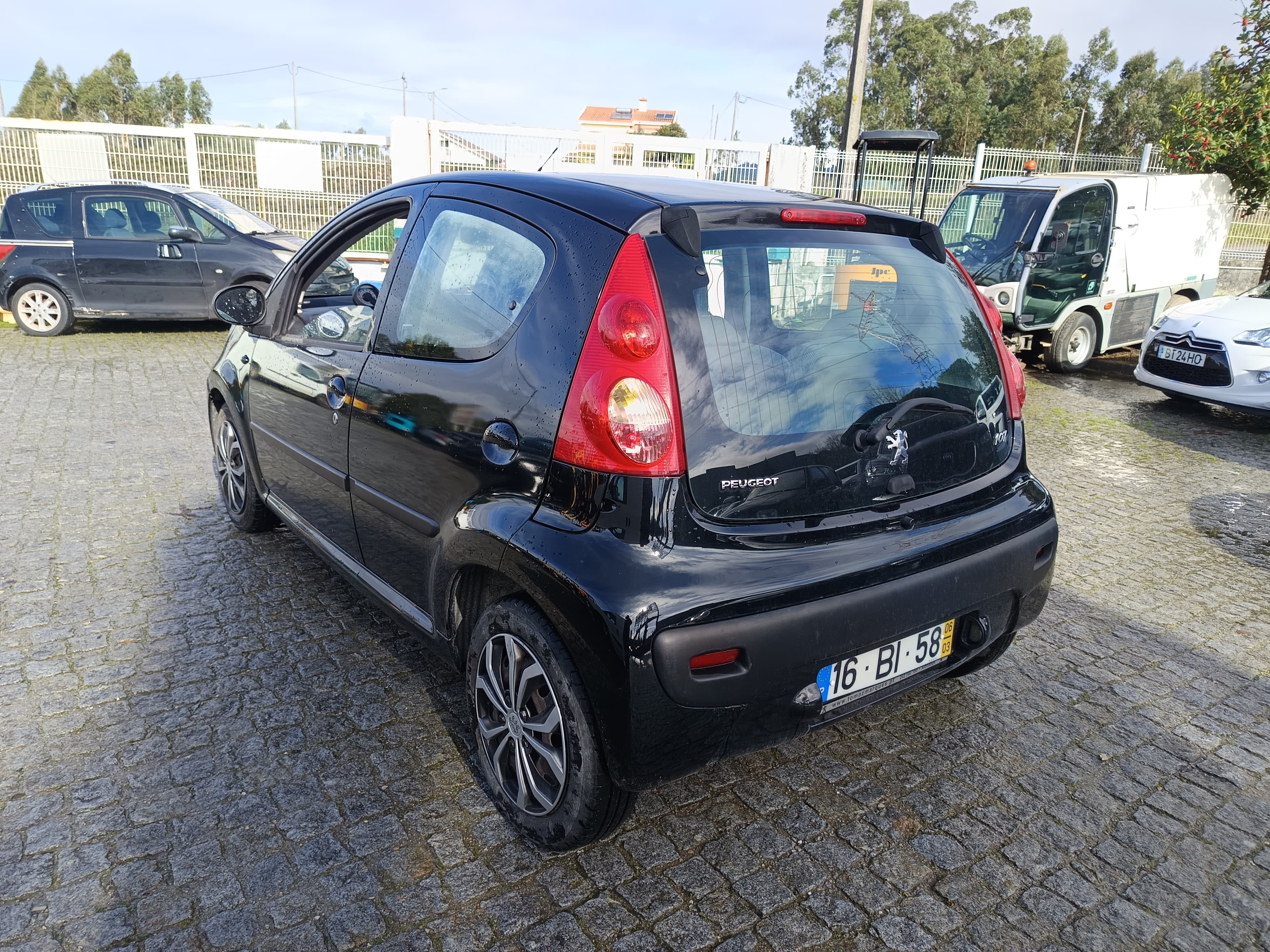 Peugeot 107 · Ano 2006 — image 7