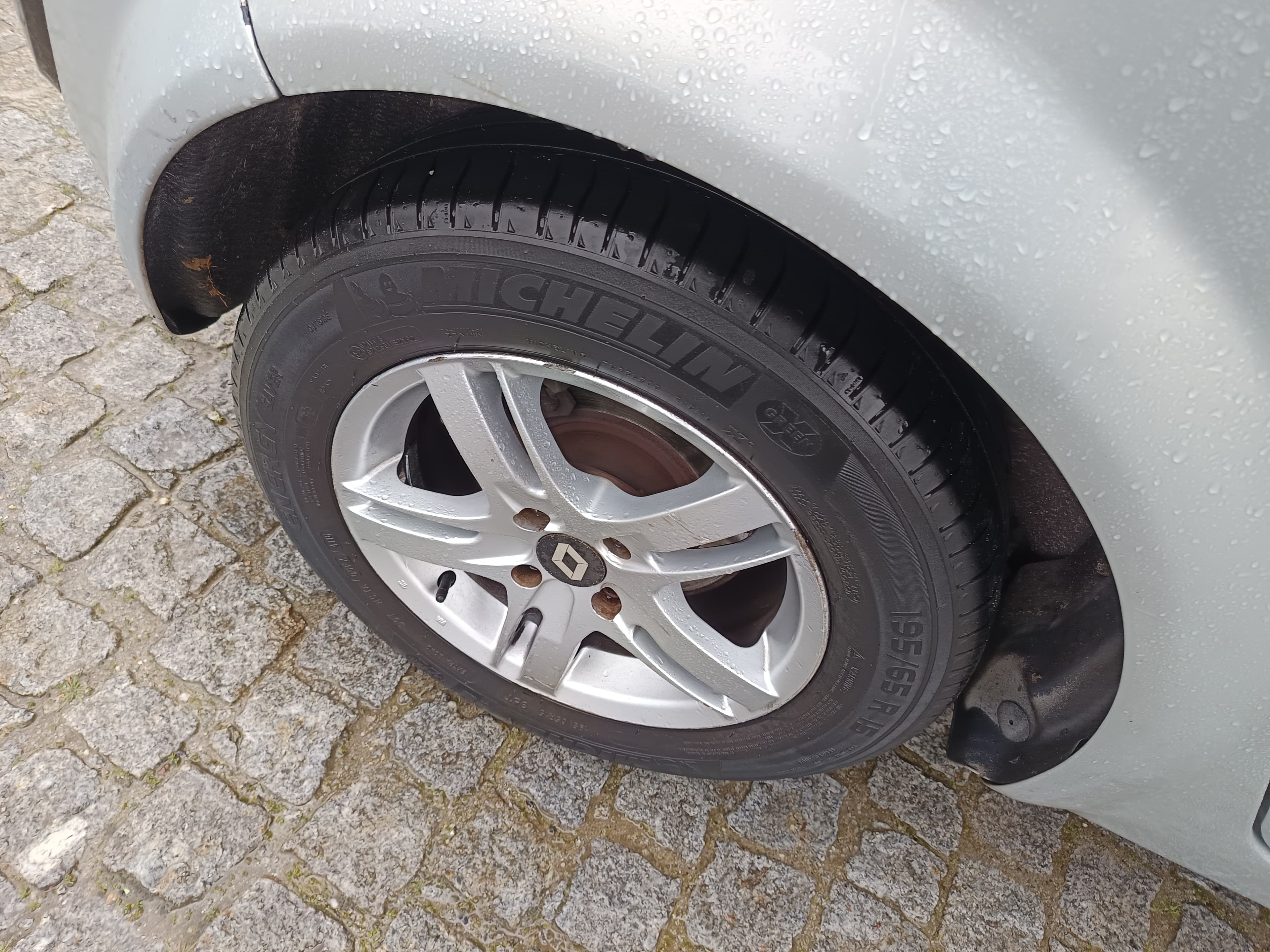 Renault Scénic · Ano 2004 — imagem 9