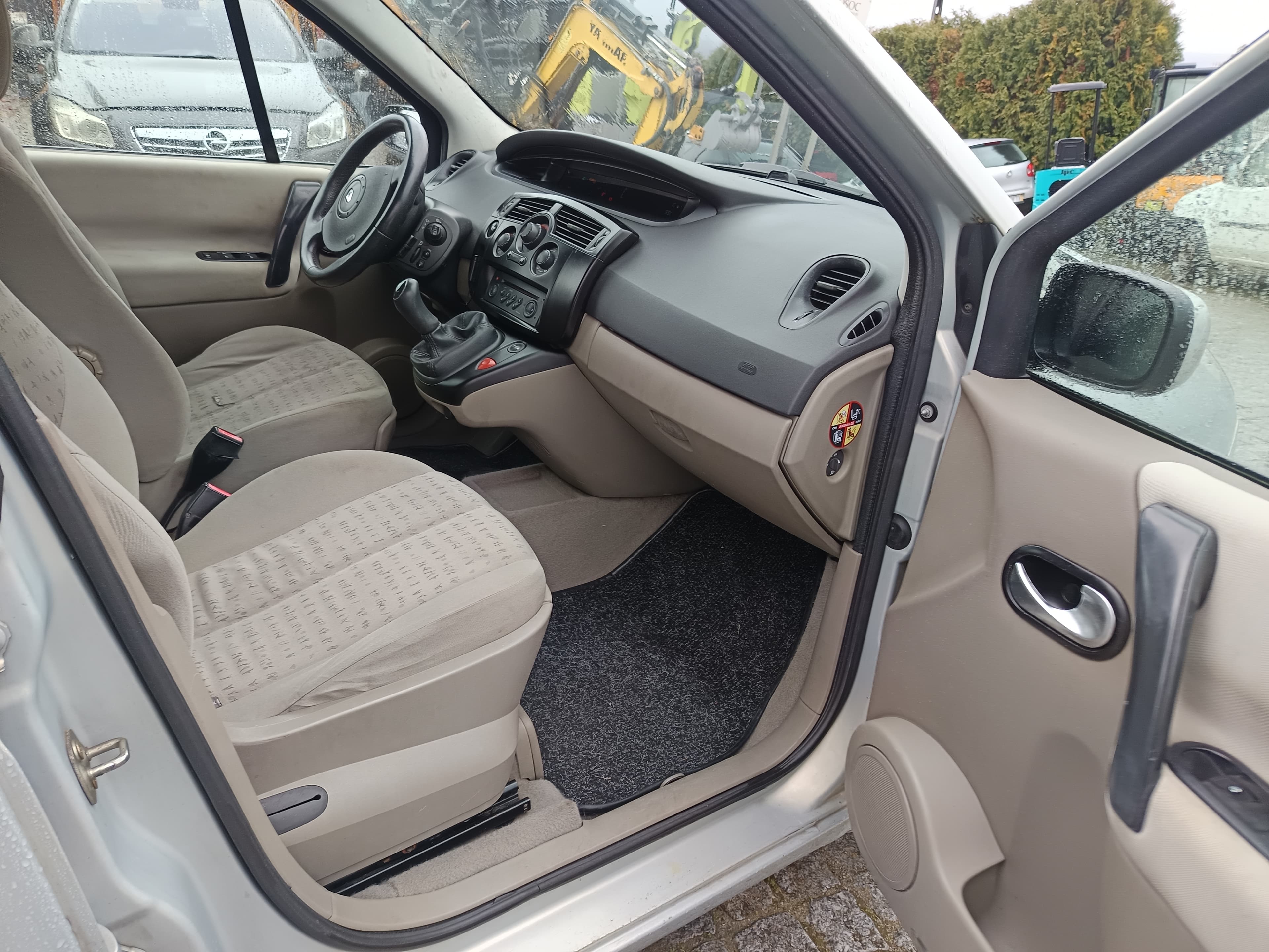 Renault Scénic · Ano 2004 — imagem 22