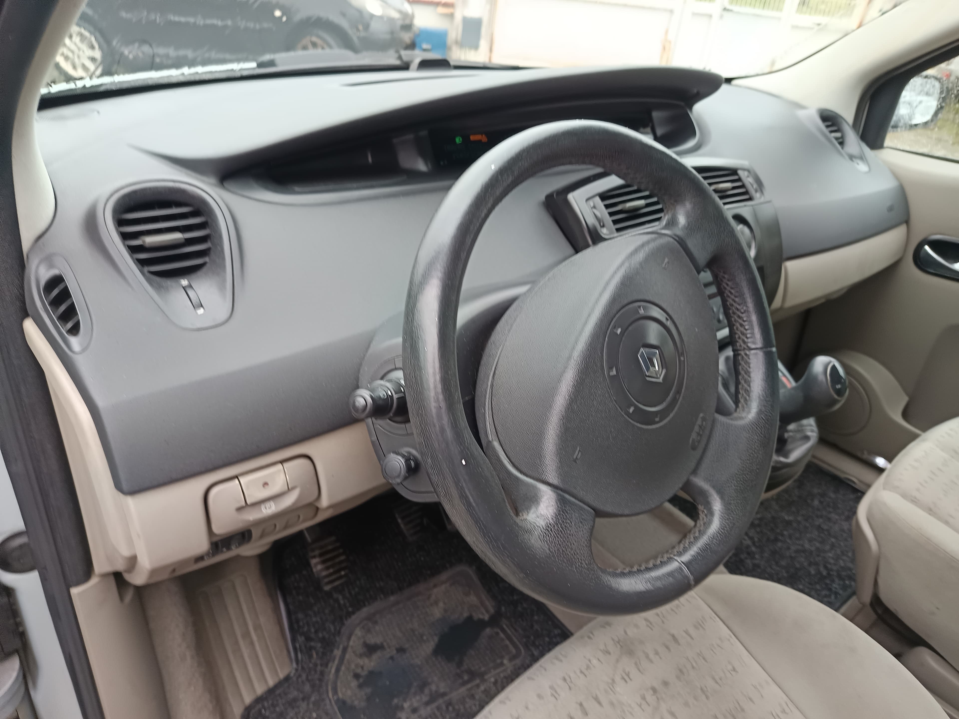 Renault Scénic · Ano 2004 — imagem 33