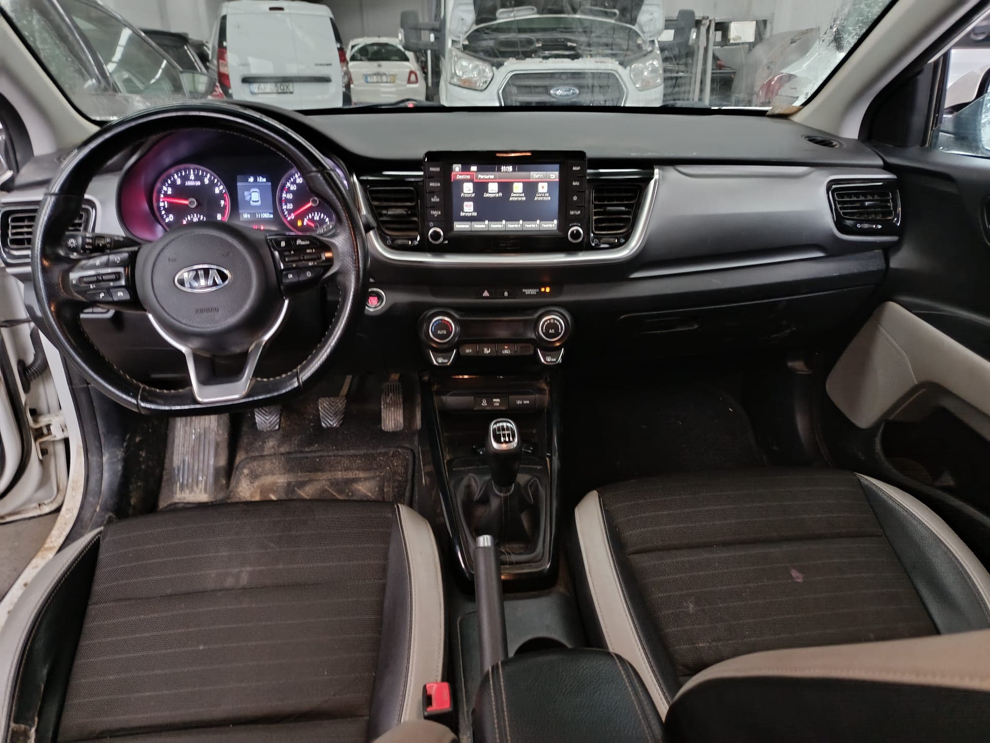 Kia Stonic · Ano 2018 — imagem 17