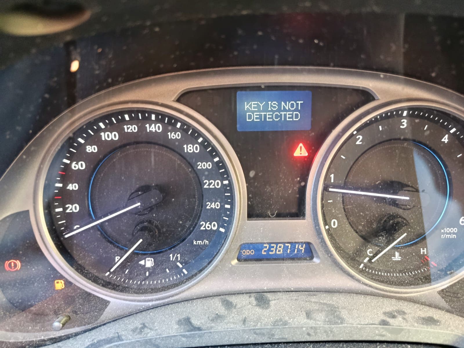 Lexus IS 220 d · Ano 2008 — image 8