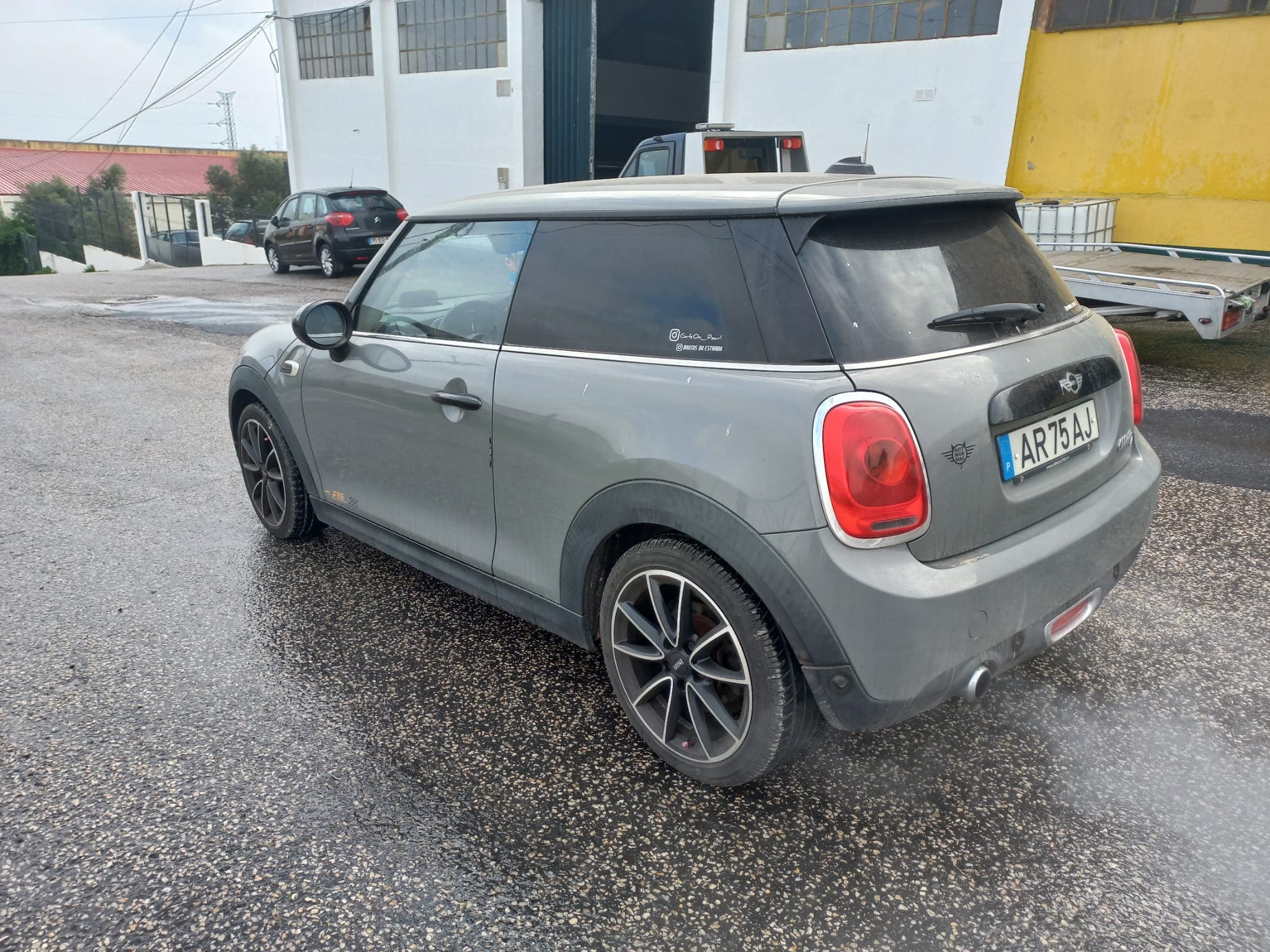 Mini Cooper D · Ano 2015 — image 7