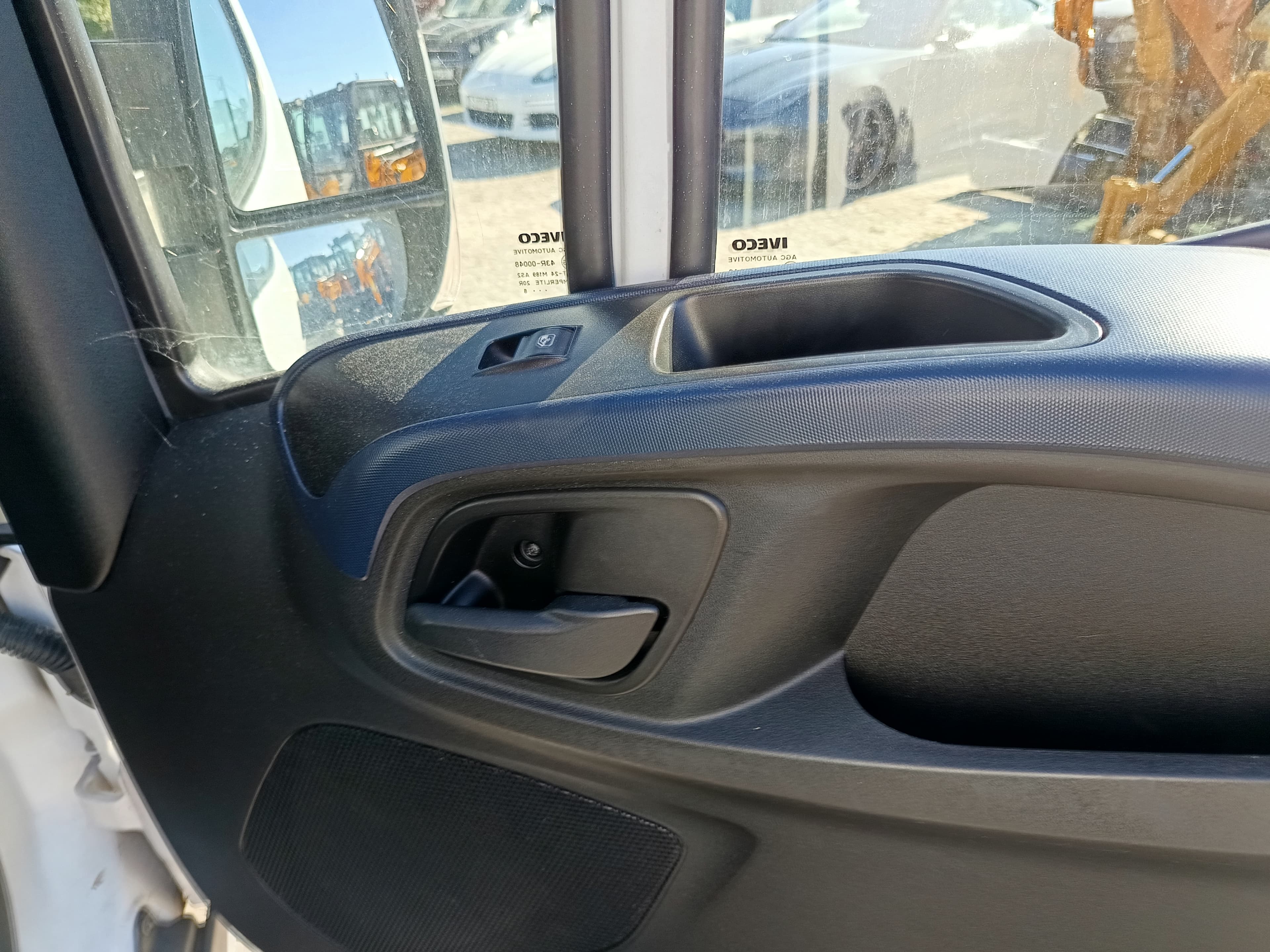Iveco Daily · Ano 2018 — image 22