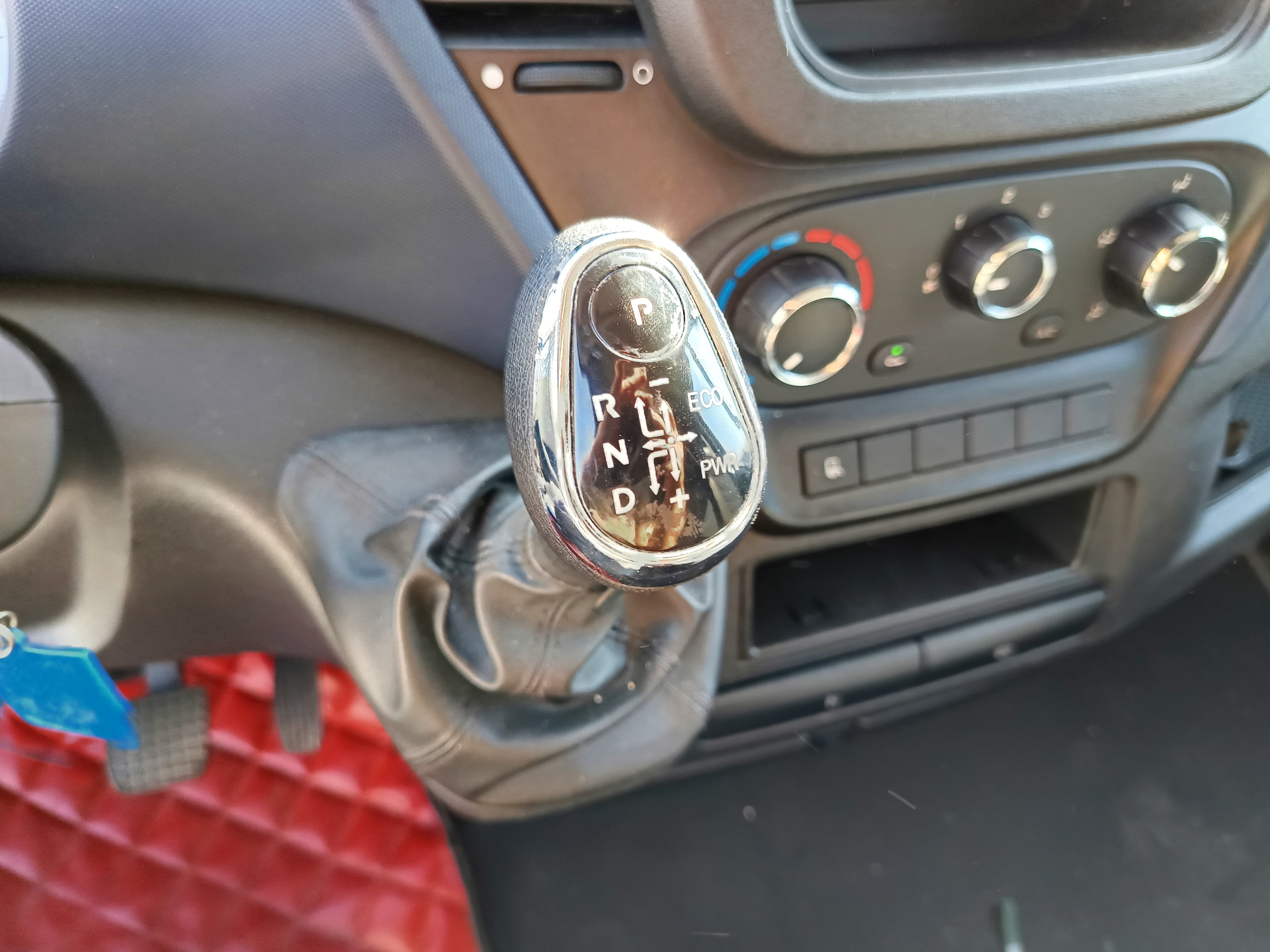 Iveco Daily · Ano 2018 — image 34
