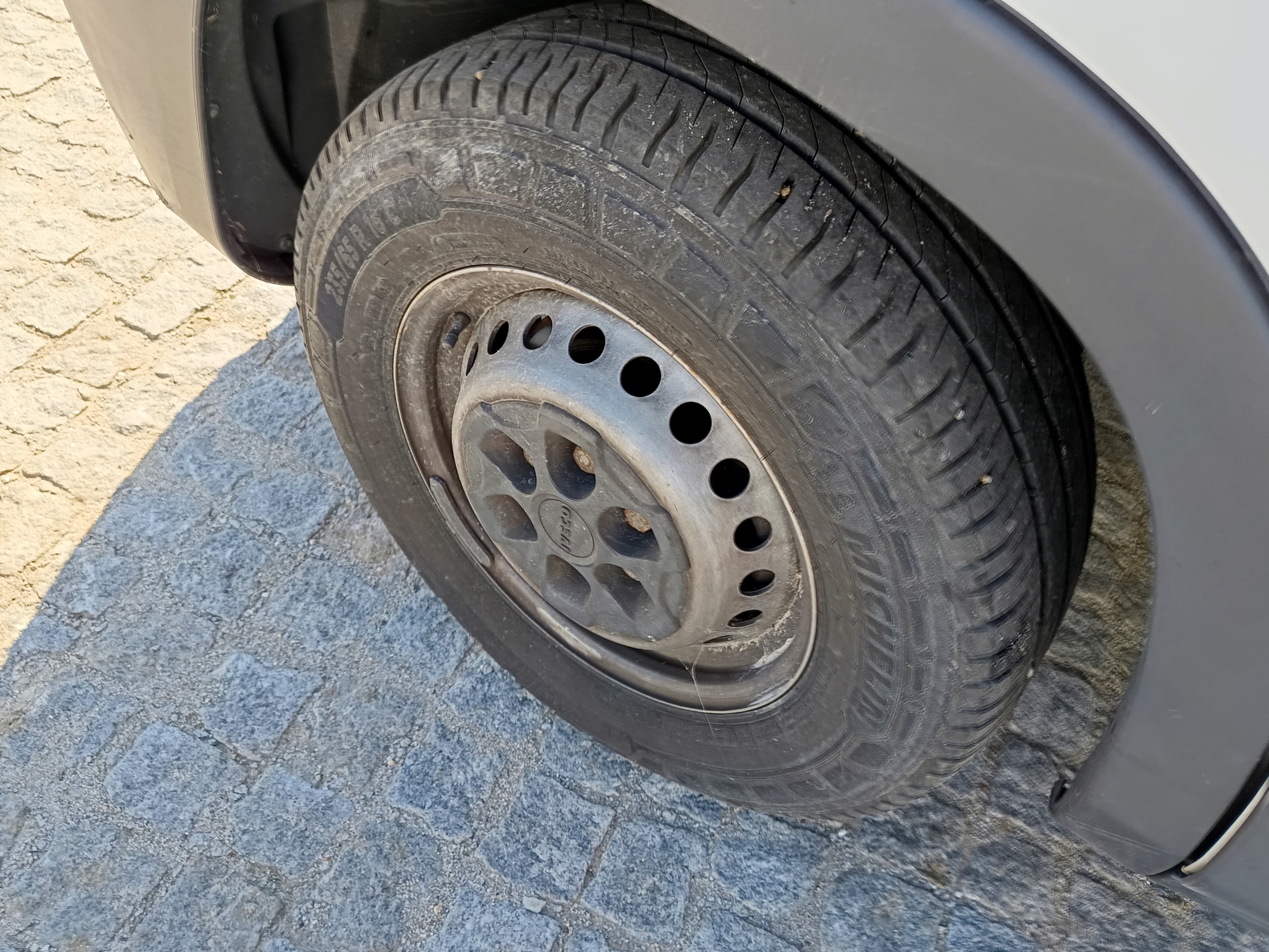 Iveco Daily · Ano 2018 — image 16