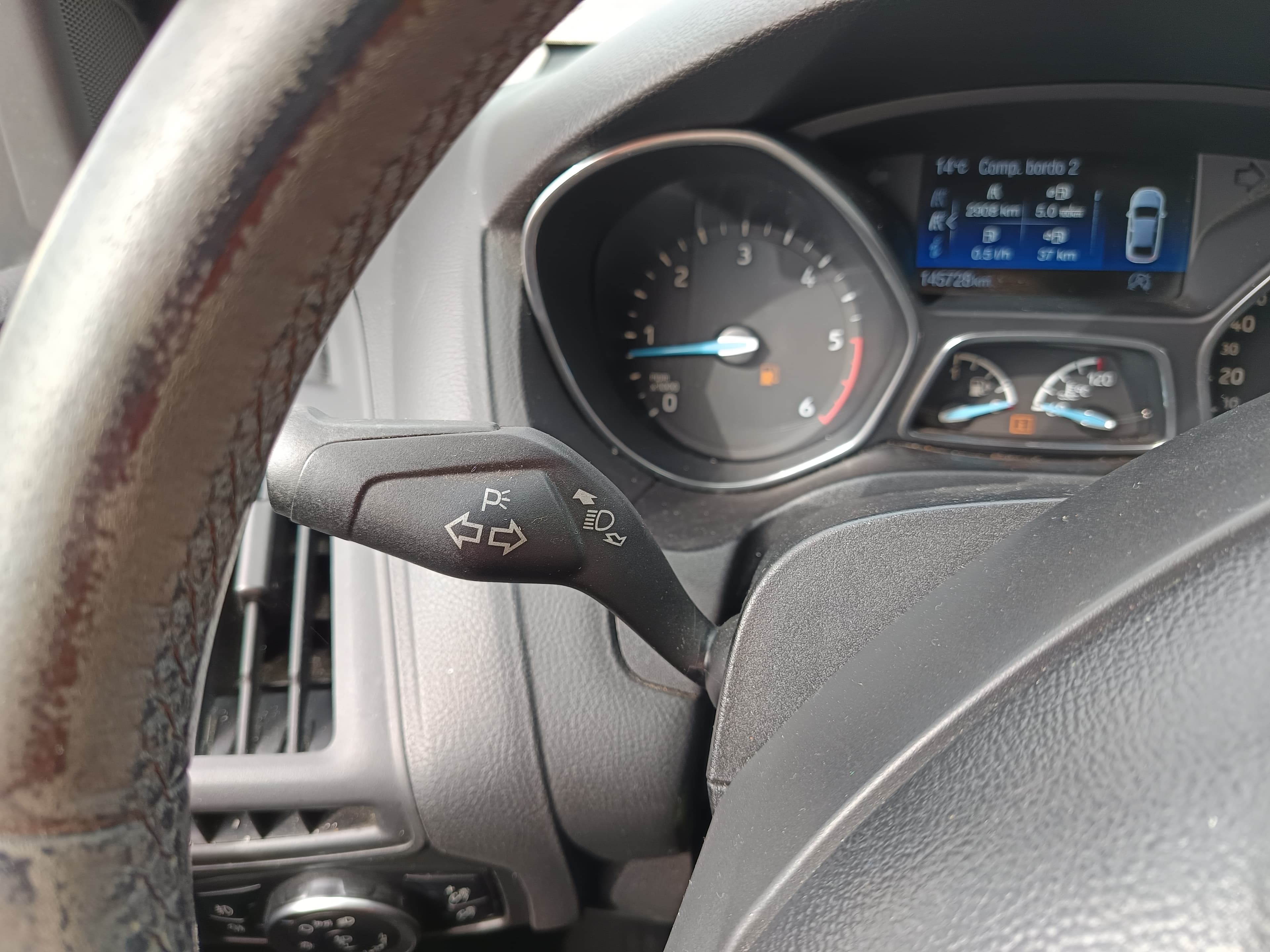Ford Focus · Année 2015 — image 44