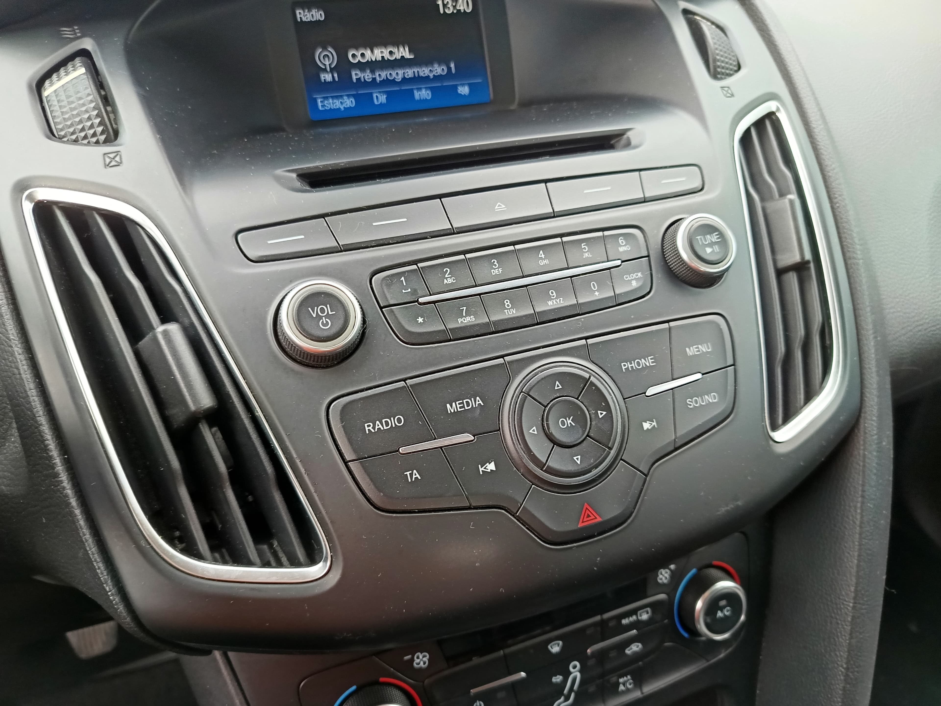 Ford Focus · Année 2015 — image 37
