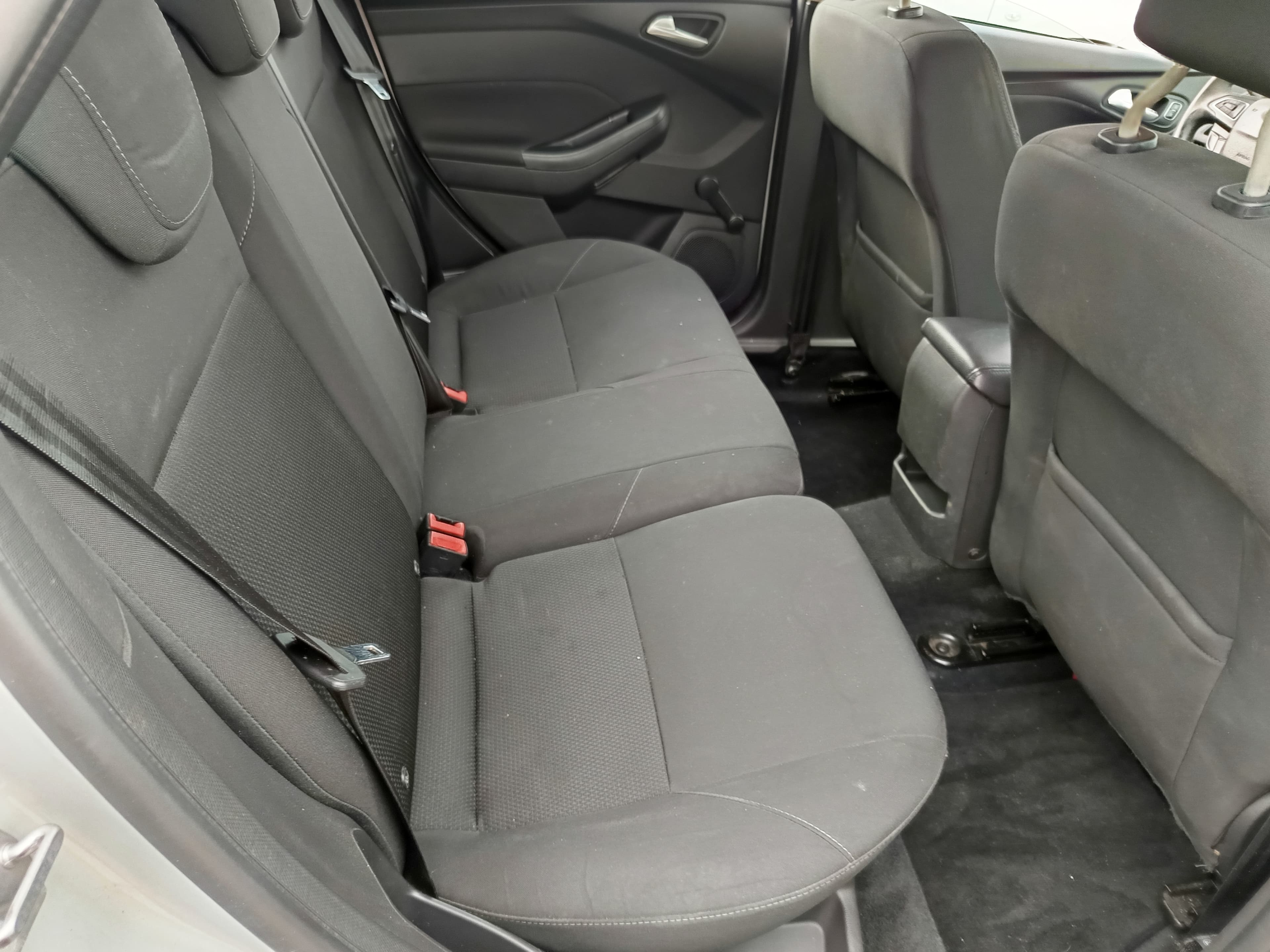 Ford Focus · Année 2015 — image 23