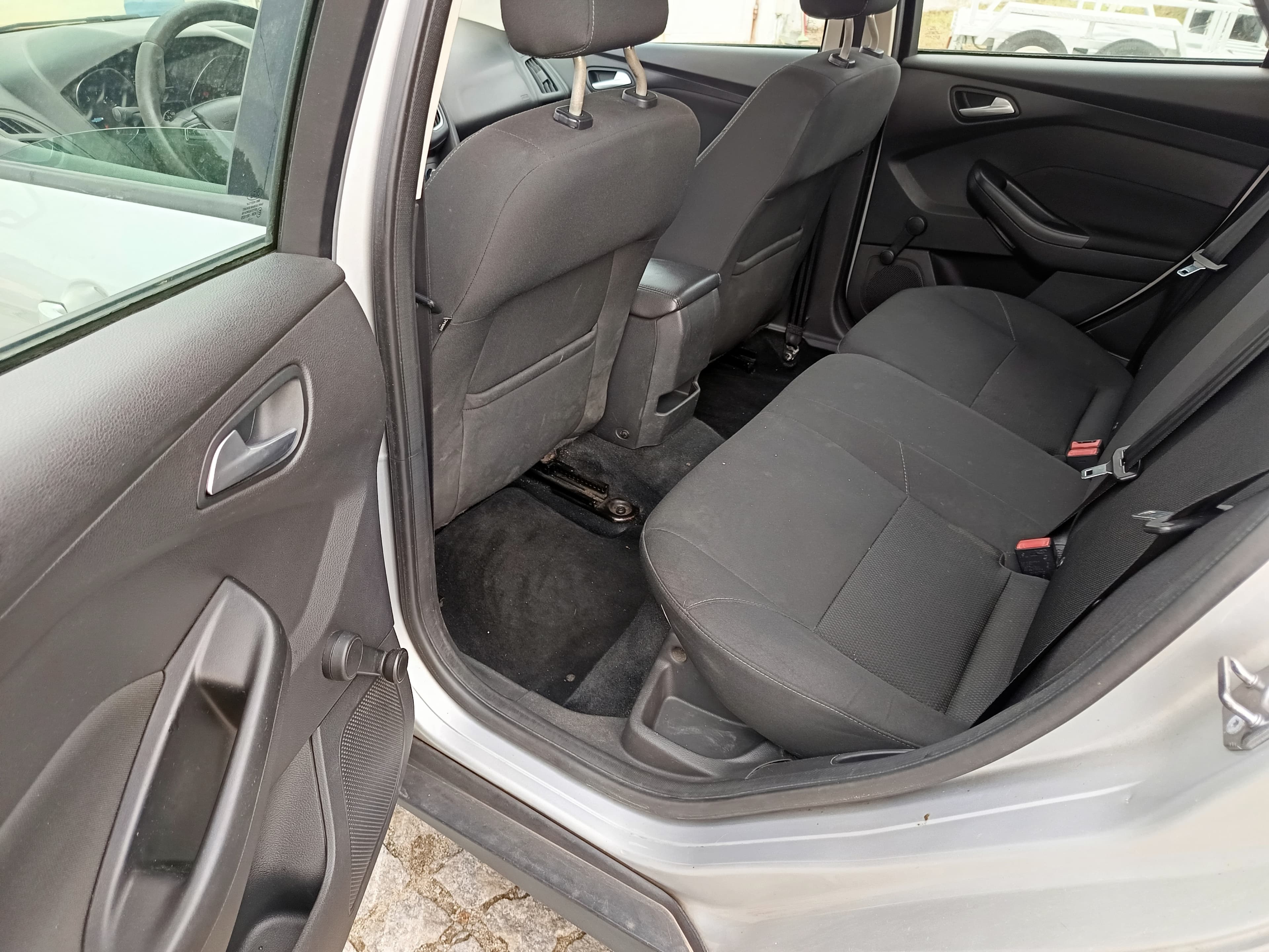 Ford Focus · Année 2015 — image 28