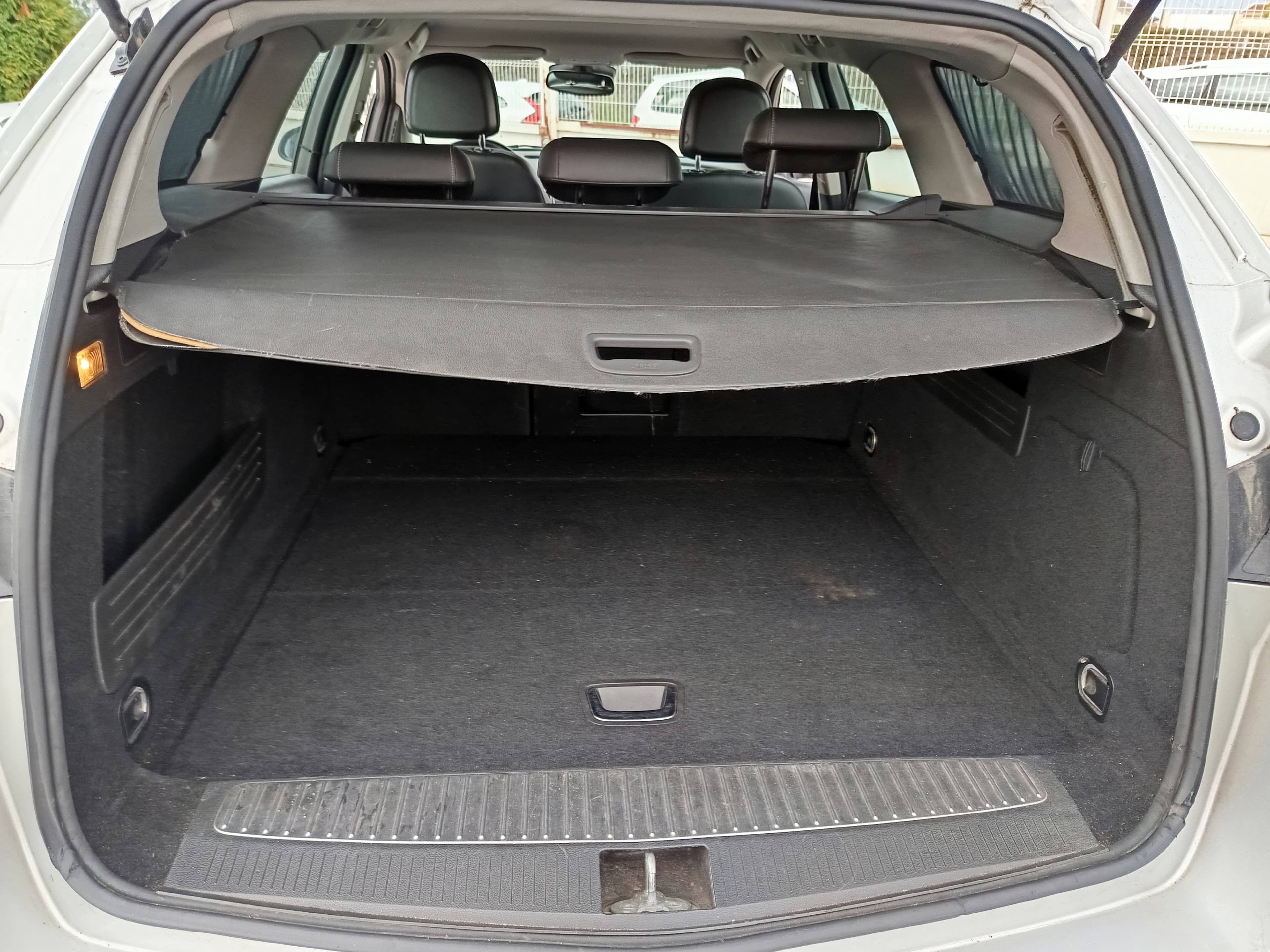 Opel Astra · Ano 2011 — imagem 18