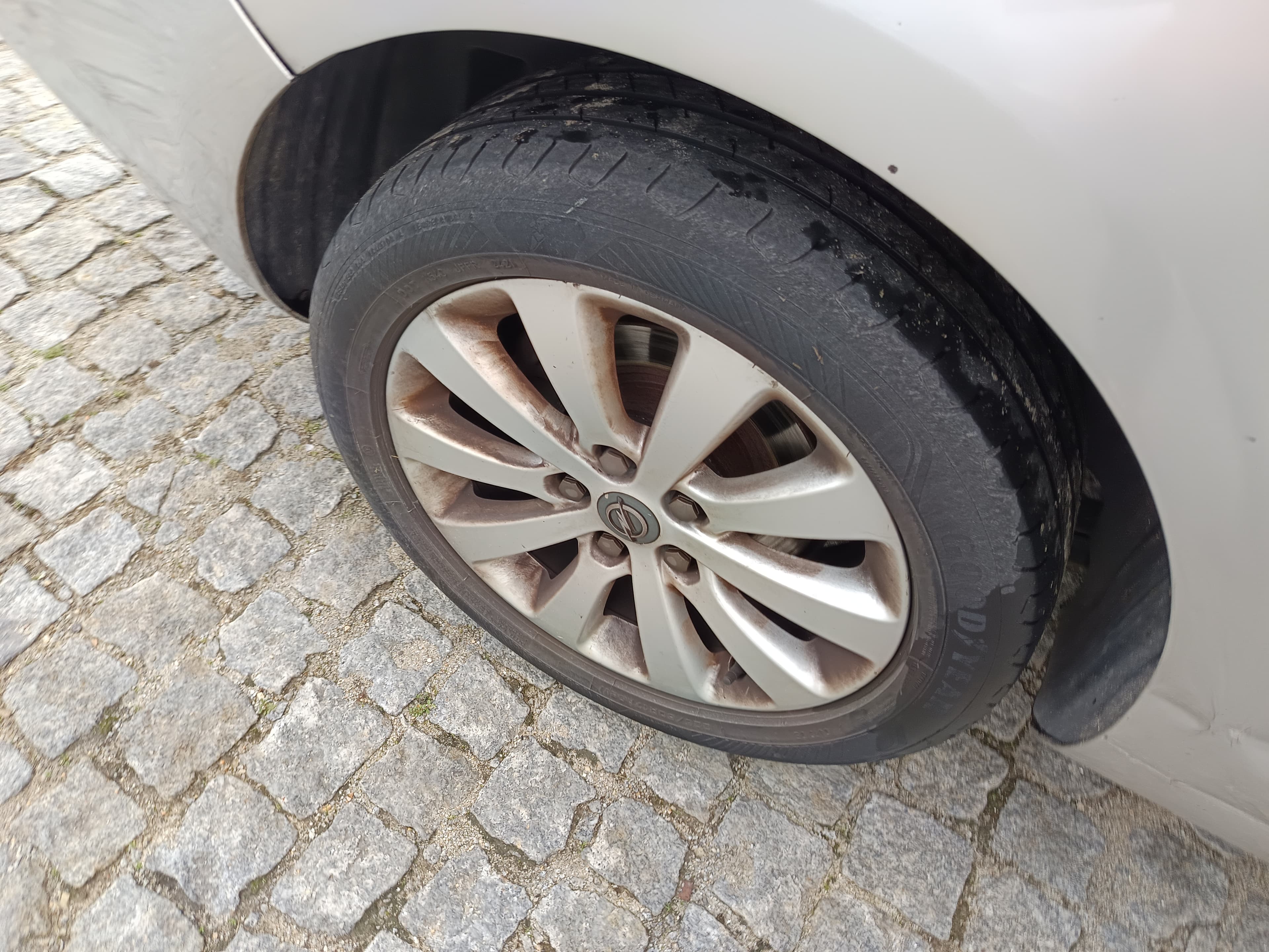 Opel Astra · Ano 2011 — imagem 11