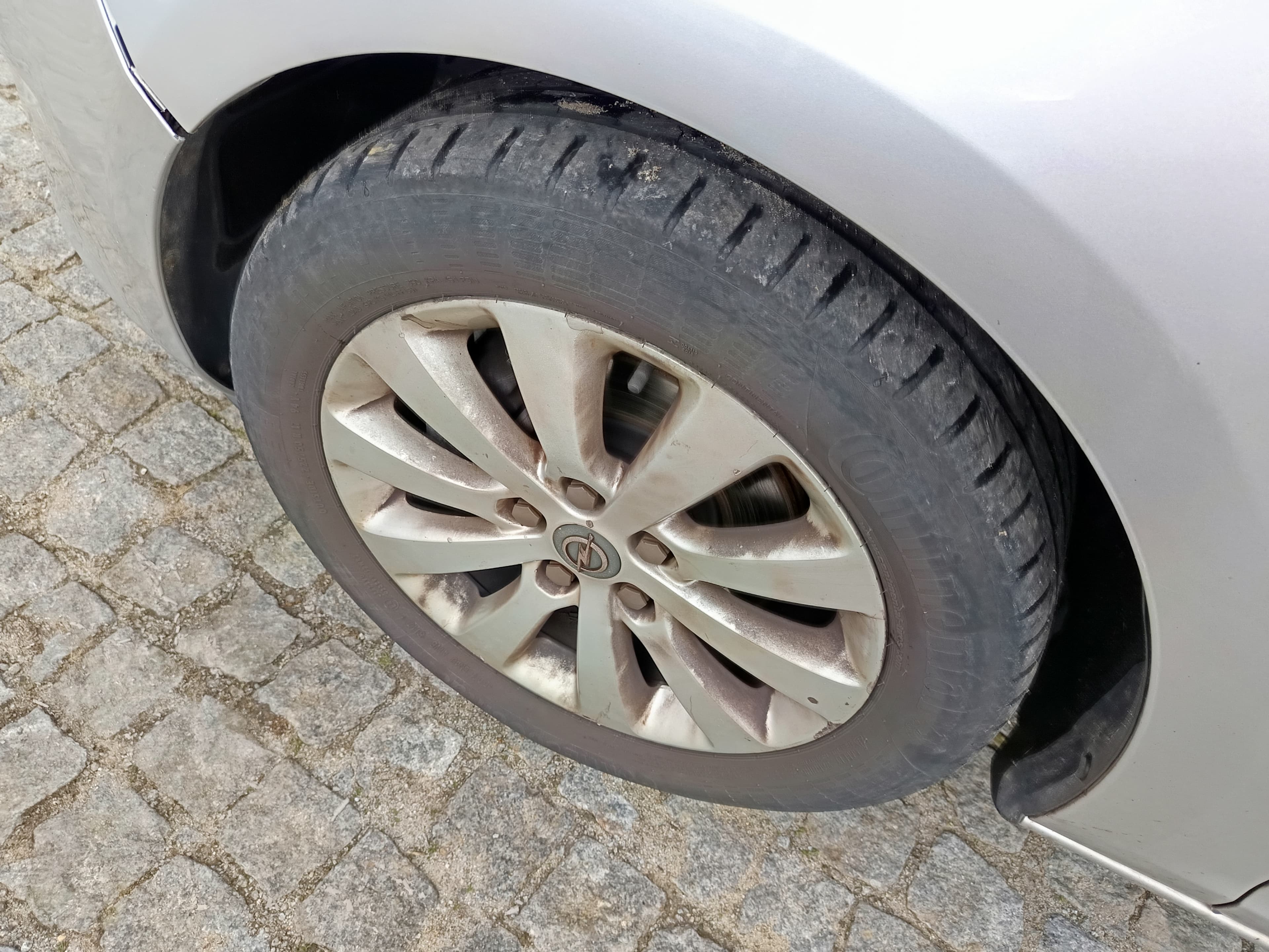 Opel Astra · Ano 2011 — imagem 14