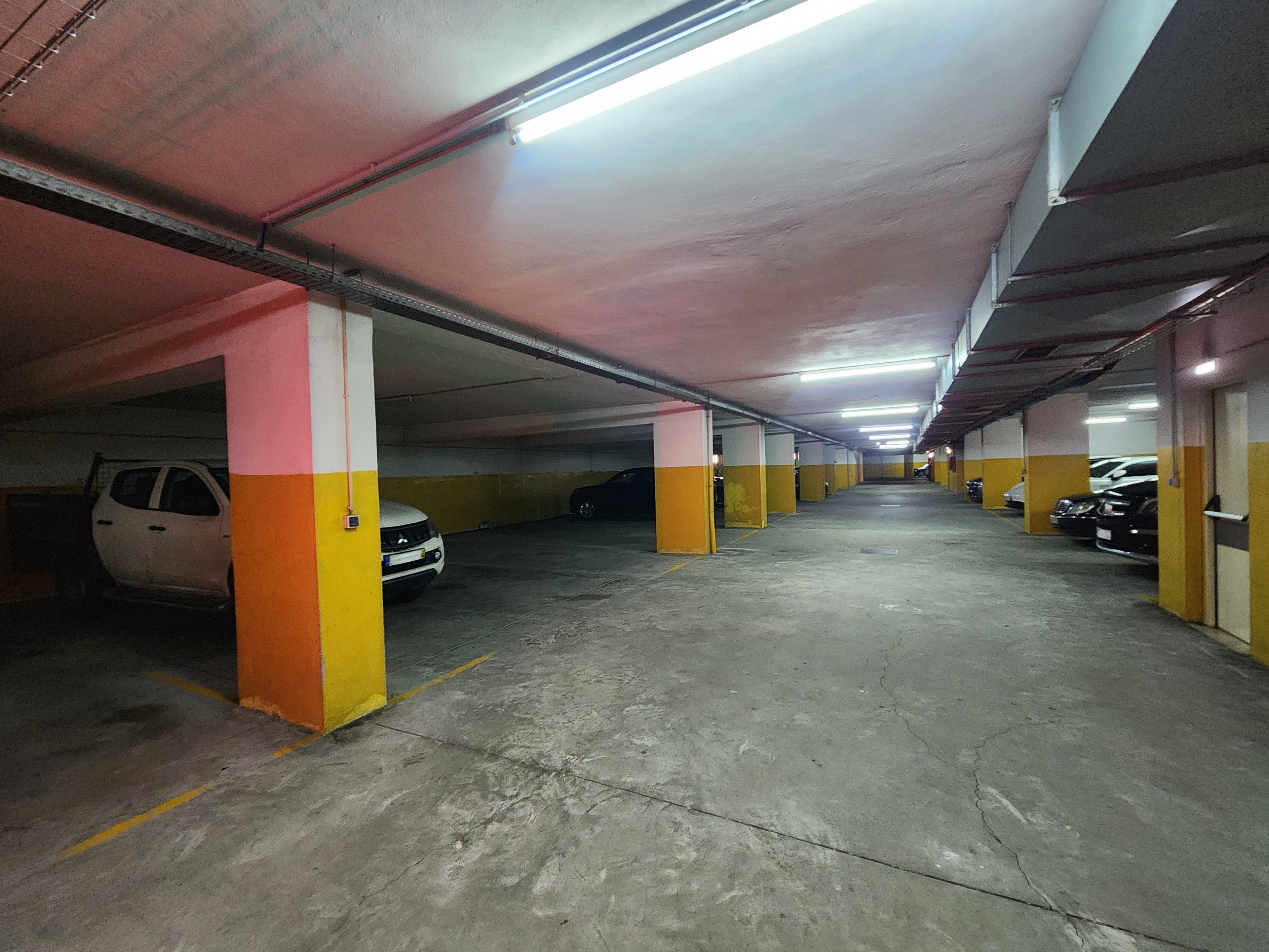Garagem · Boavista, Porto — imagem 2